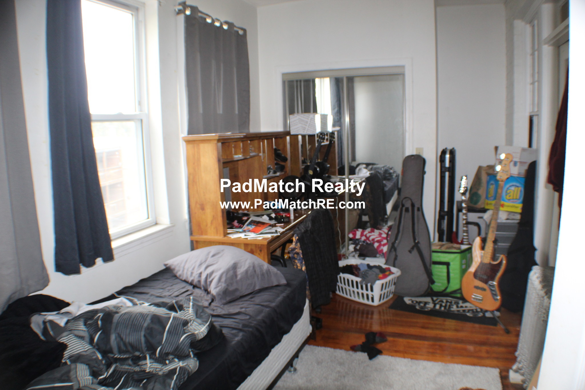 Photo 10 of 41 Egremont Rd. Unit 3