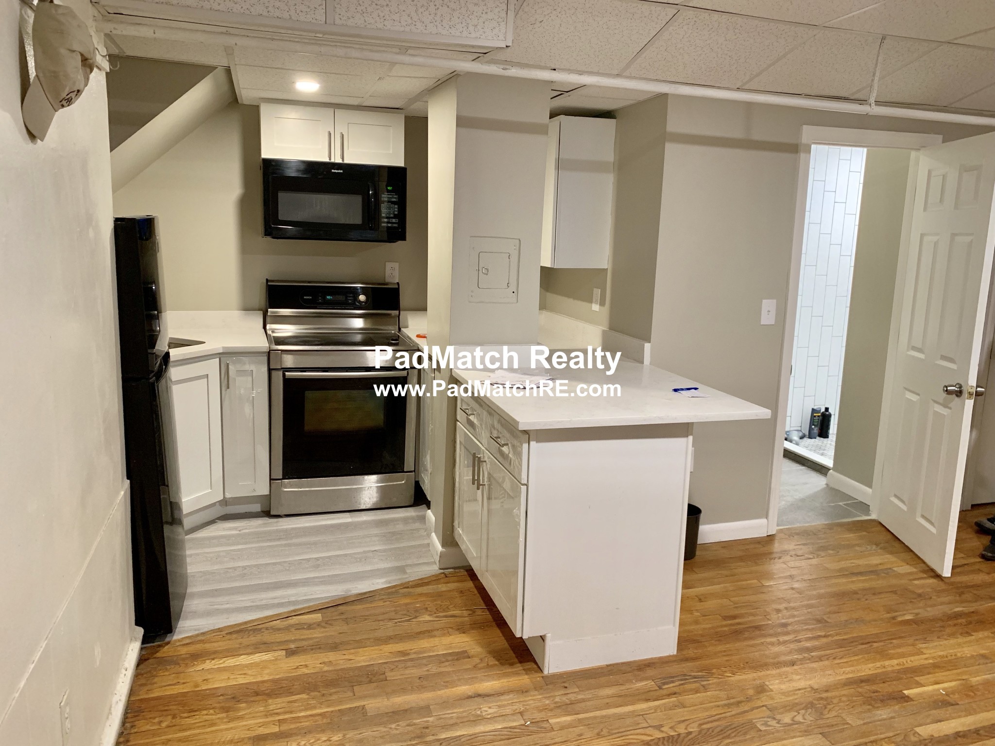 Photo 3 of 15 ABERDEEN Unit AB