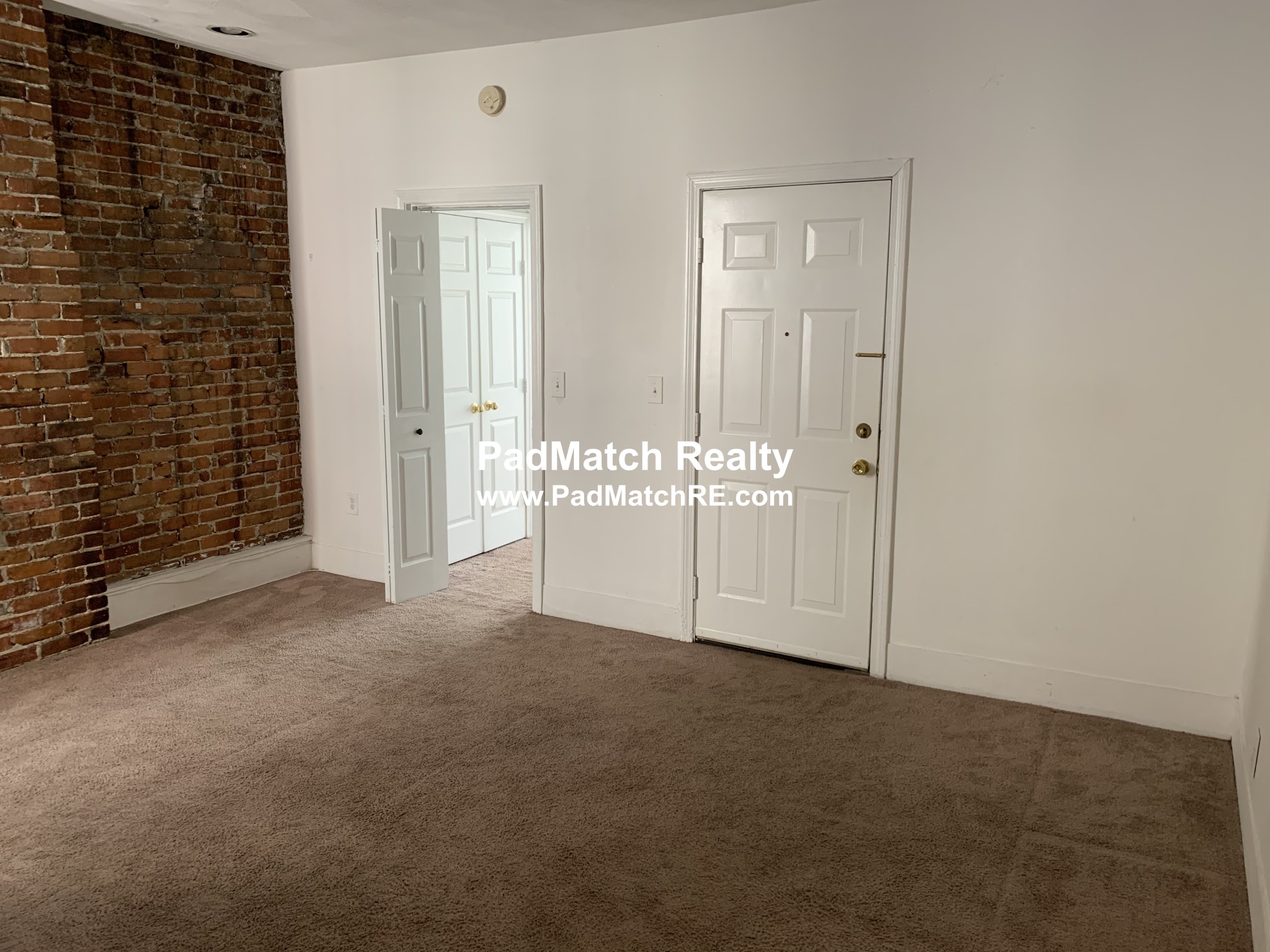 218 Hemenway St, Fenway