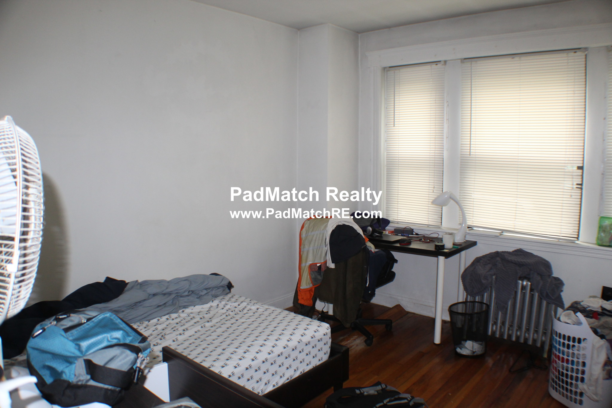 4 bed, 2 bath apartment for rent at 23 Egremont Rd Unit 1, Brighton — photo 4 of 9