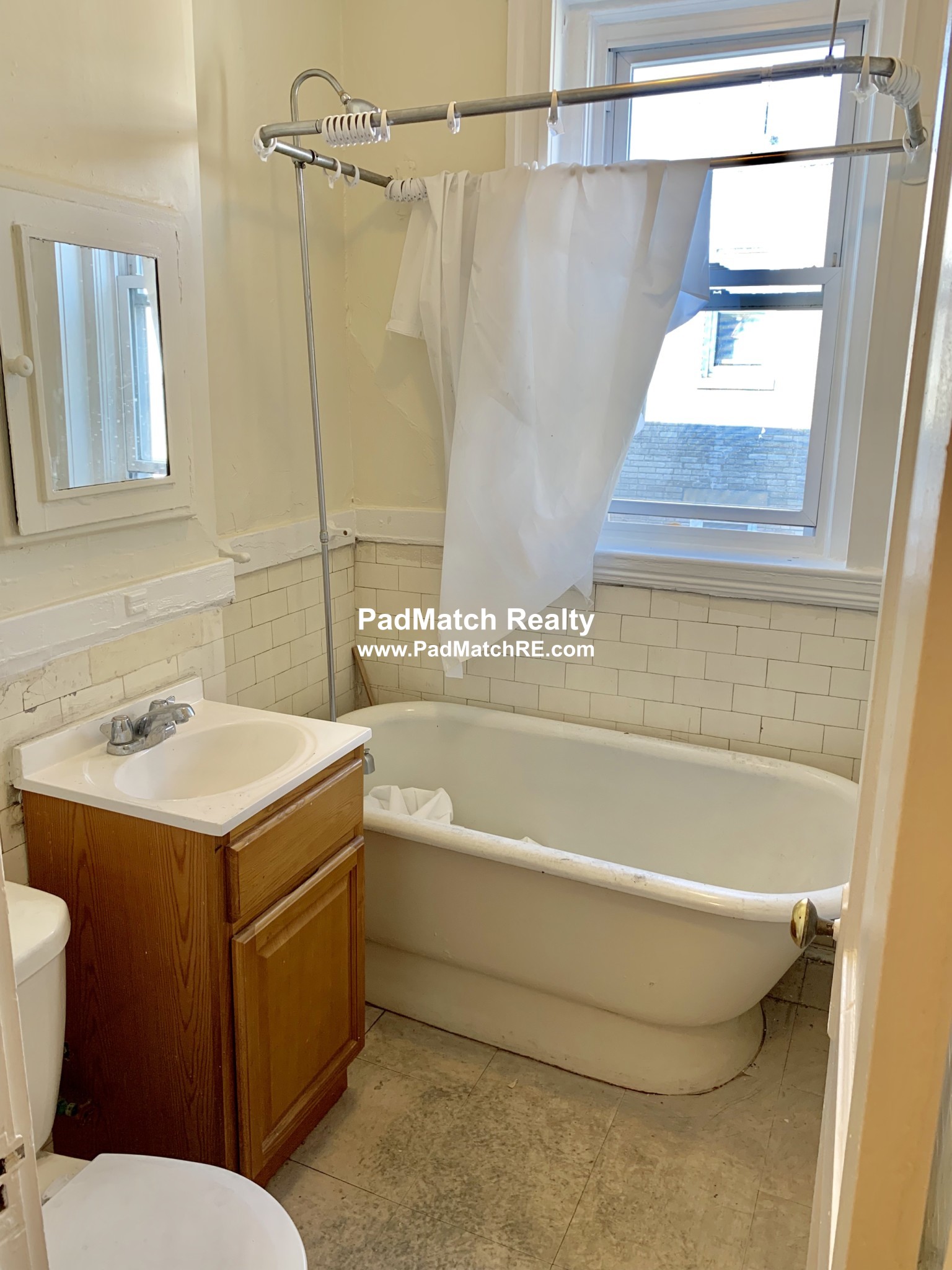 1175 Boylston St, Fenway