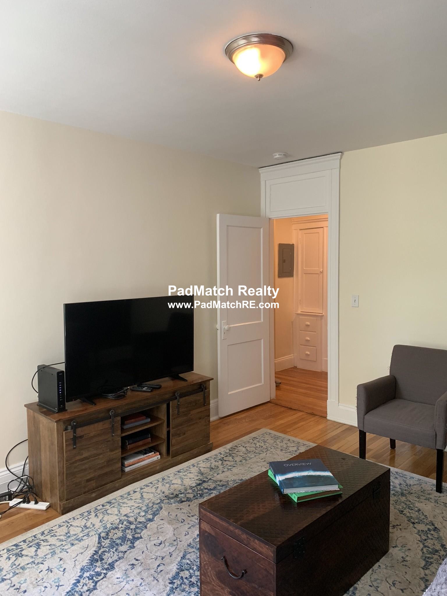 286 Chestnut Hill Ave, Brighton