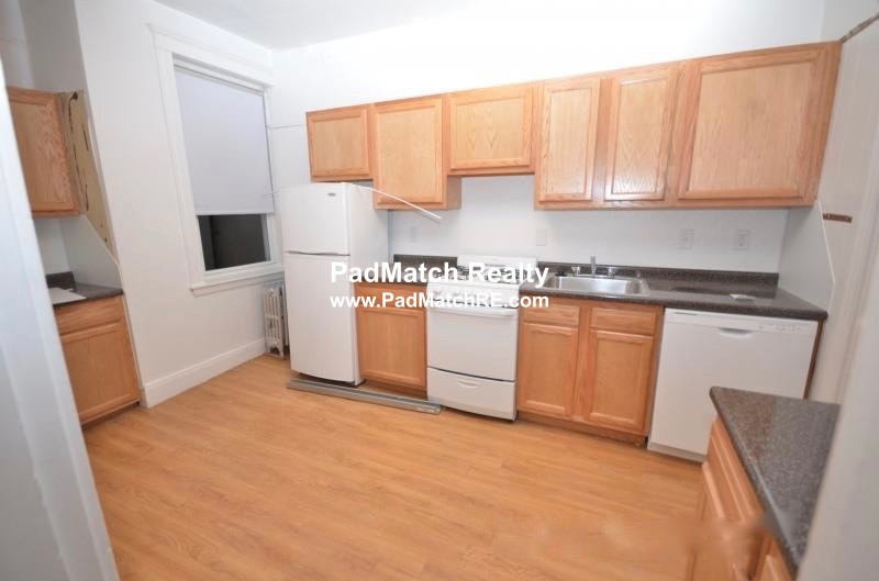 1820 Commonwealth Ave, Brighton