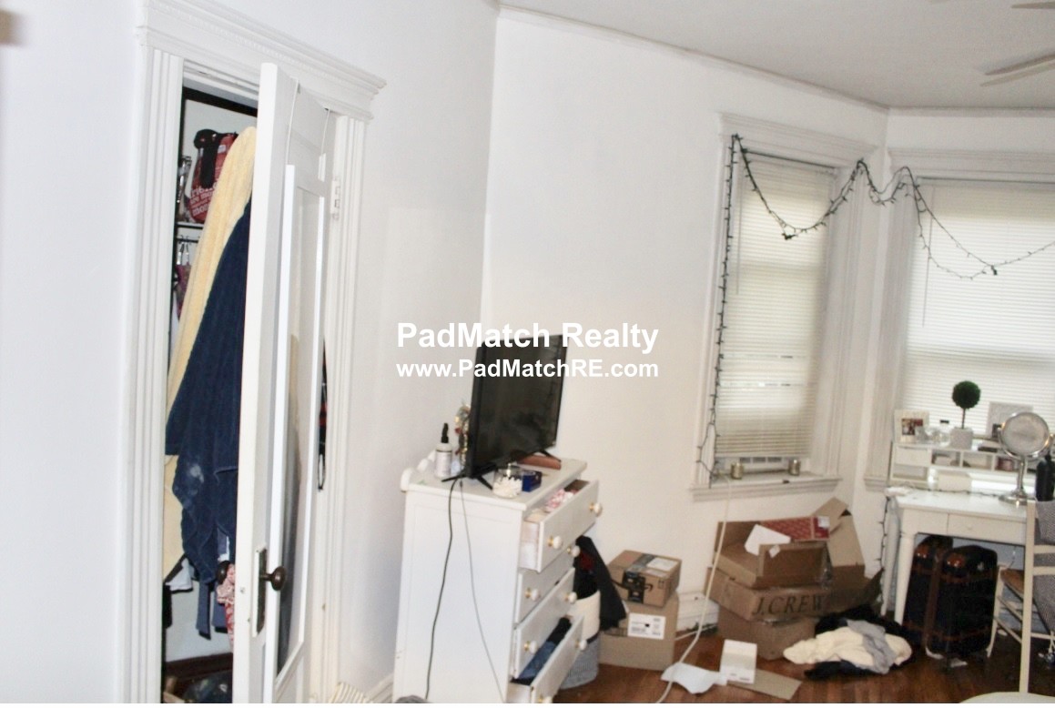 56 Charlesgate E, Fenway