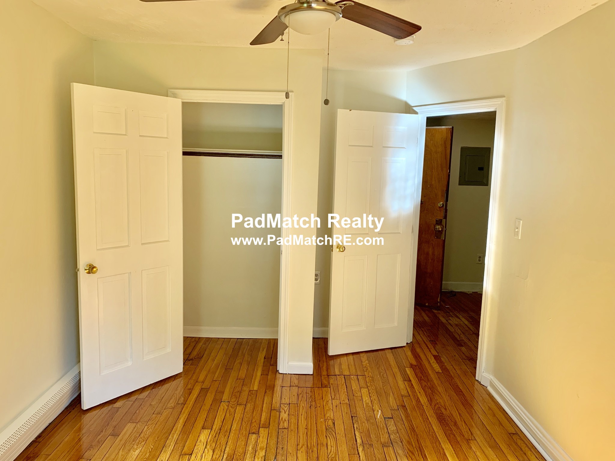 58 Queensberry St, Fenway