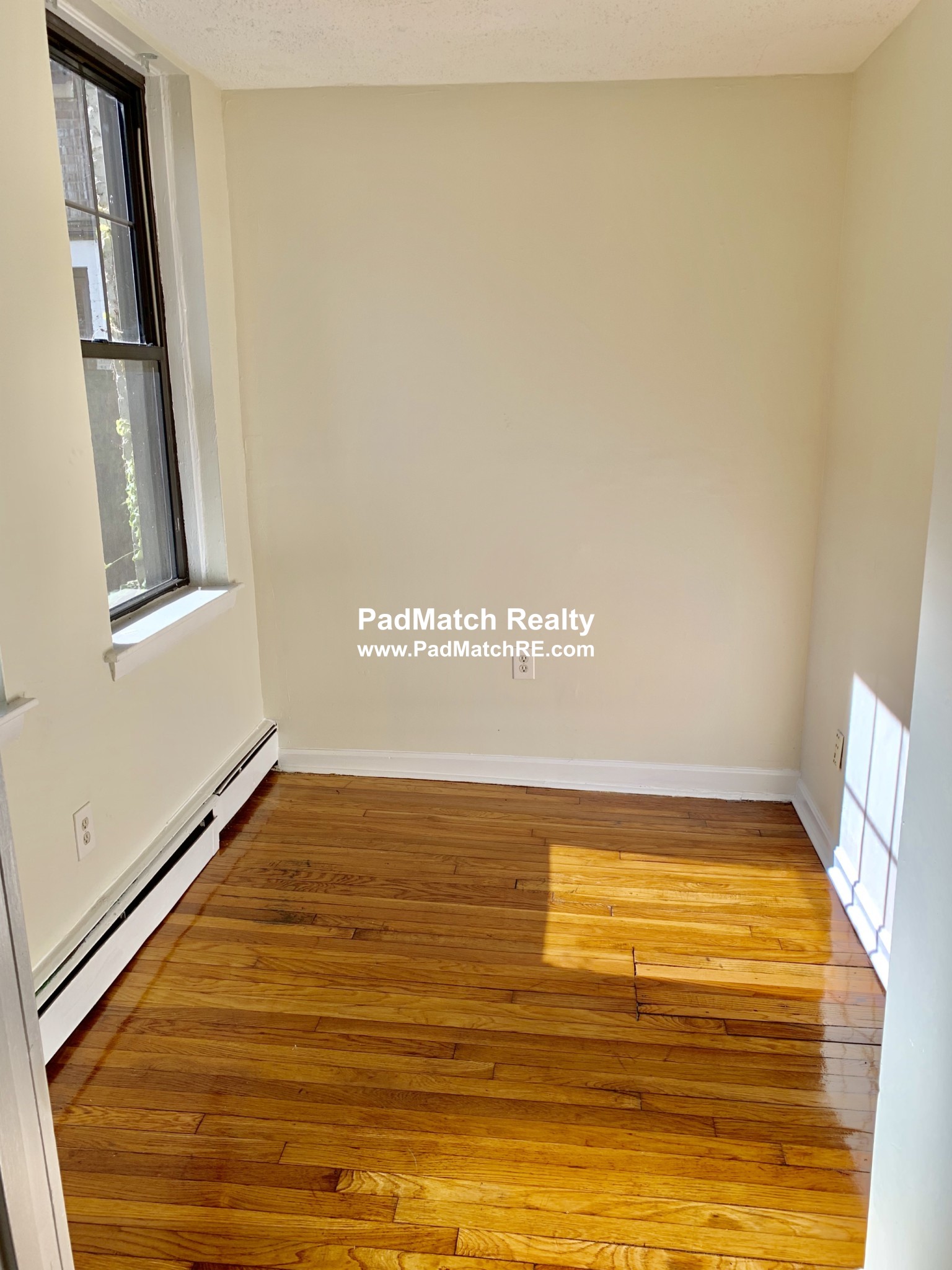 58 Queensberry St, Fenway