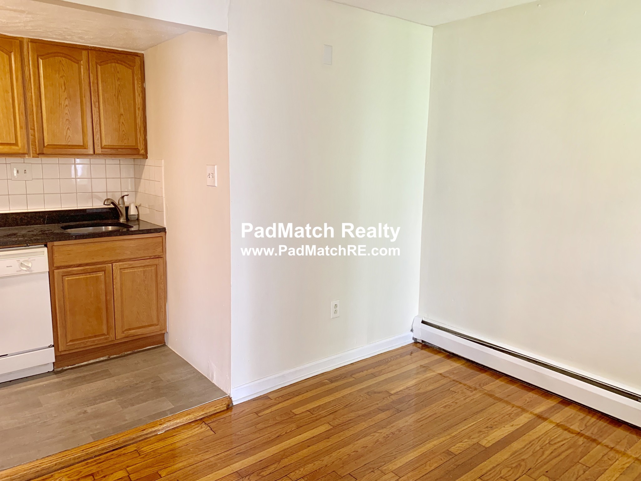 58 Queensberry St, Fenway