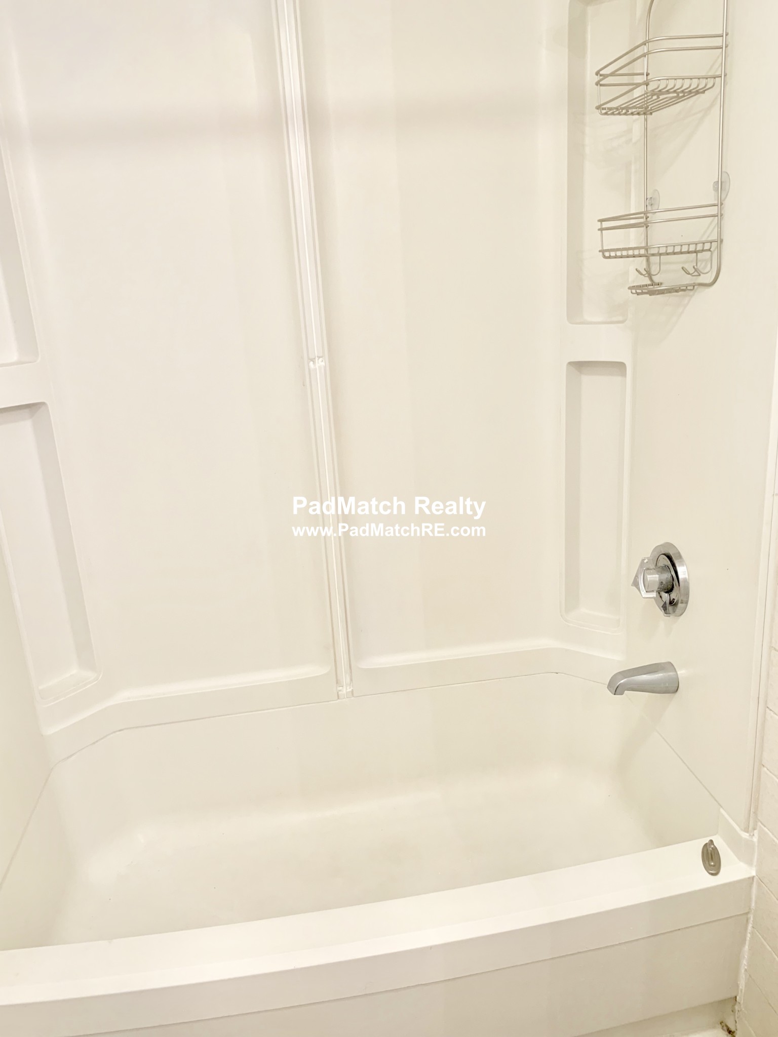 58 Queensberry St, Fenway