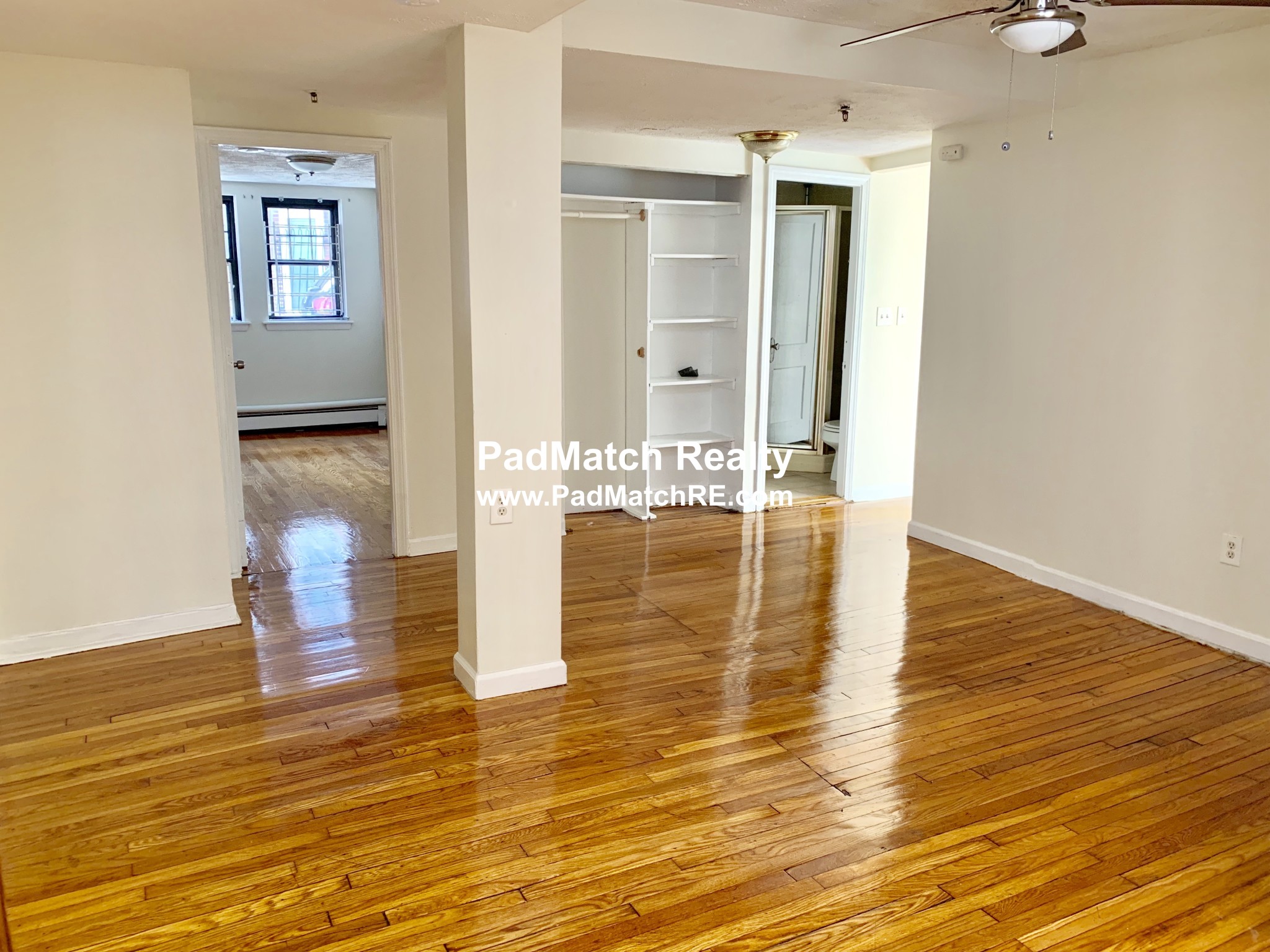 58 Queensberry St, Fenway