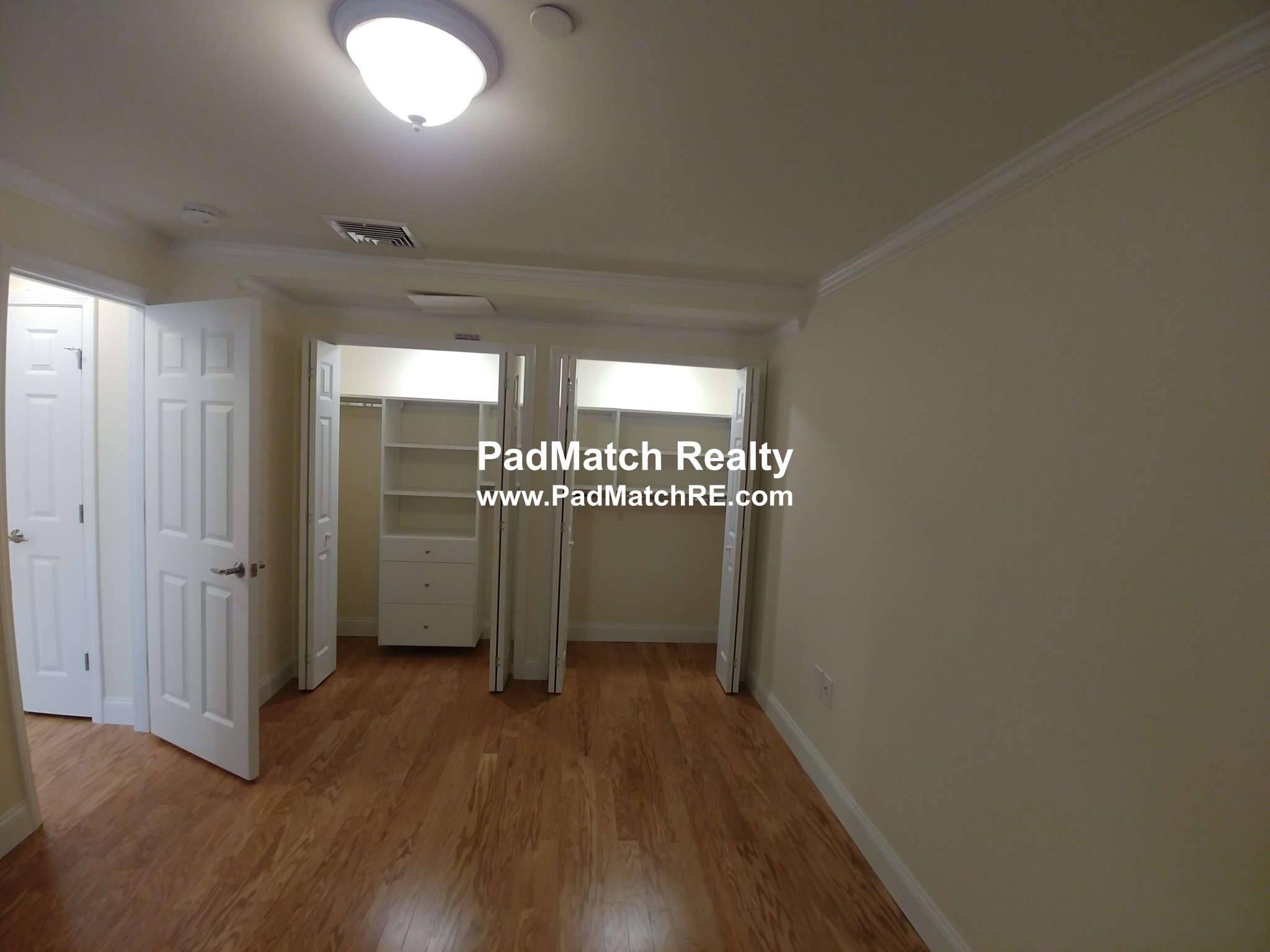 24 Chauncy St, Harvard Square