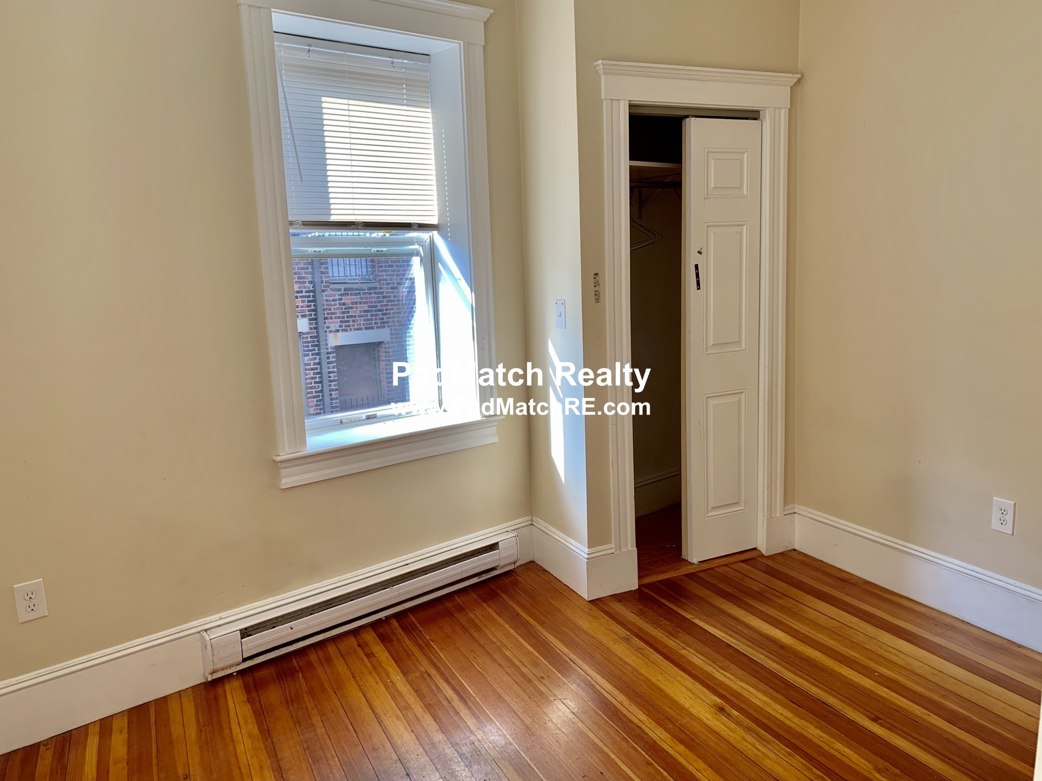 887 Huntington Ave, Mission Hill