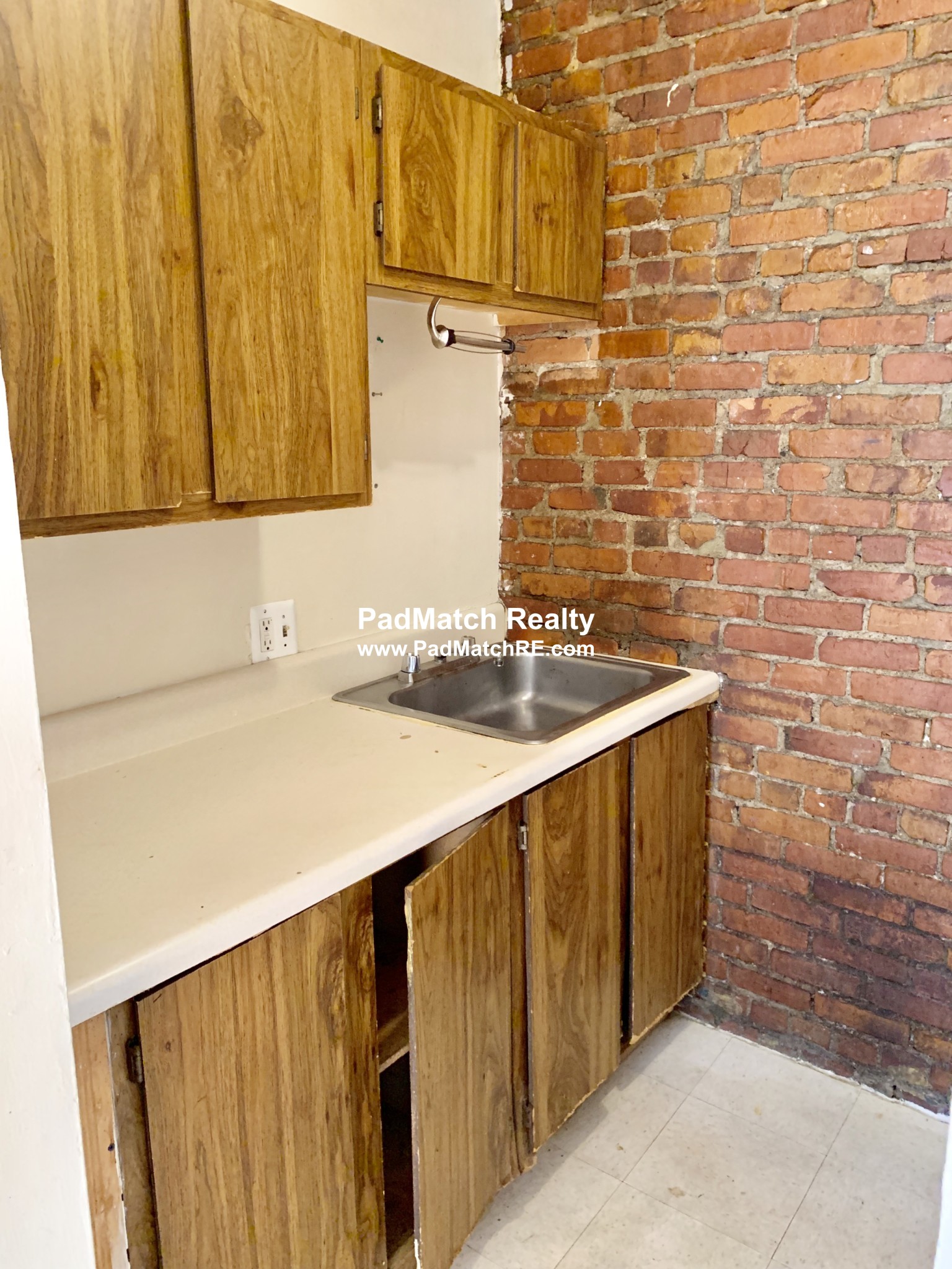 890 Huntington Ave, Mission Hill