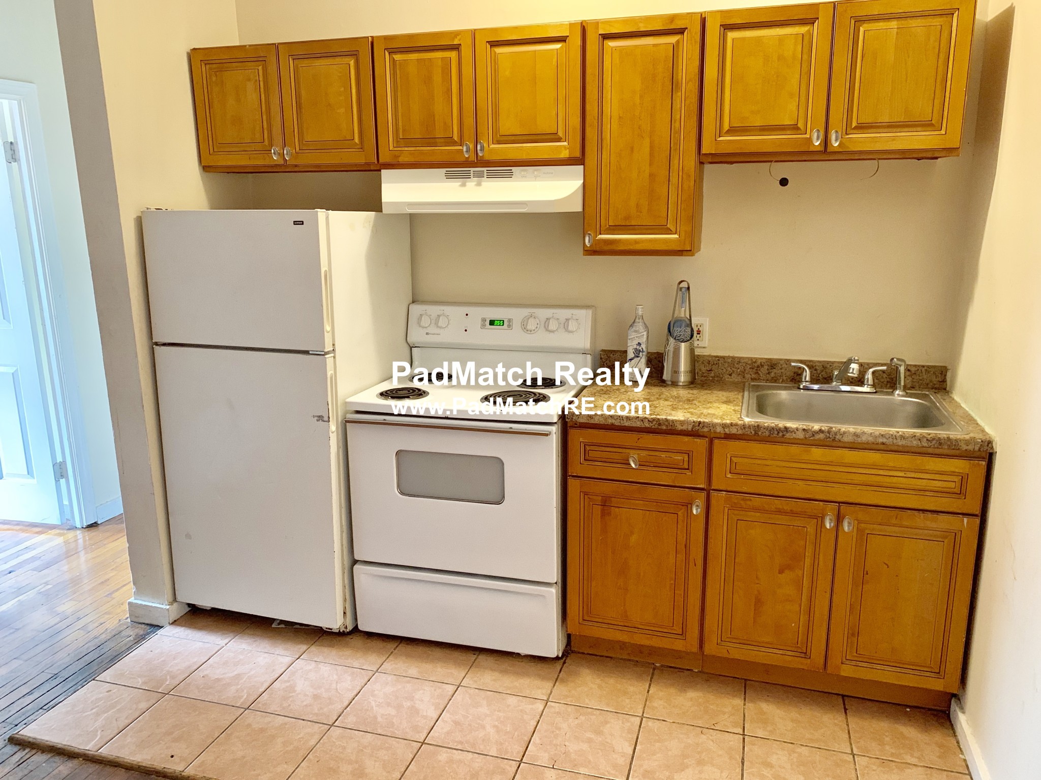 886 Huntington Ave, Mission Hill