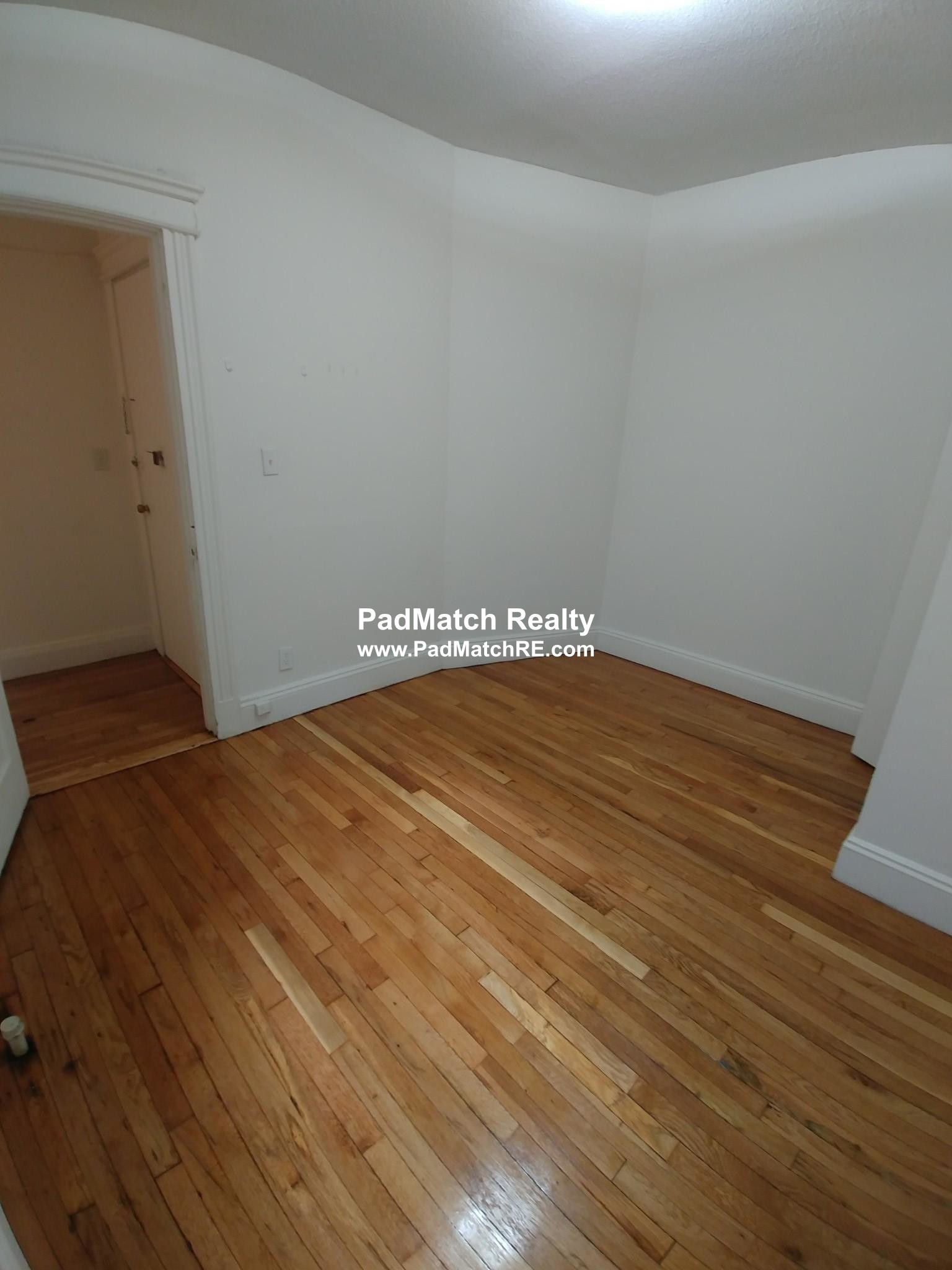 1152 Commonwealth Ave, Fenway