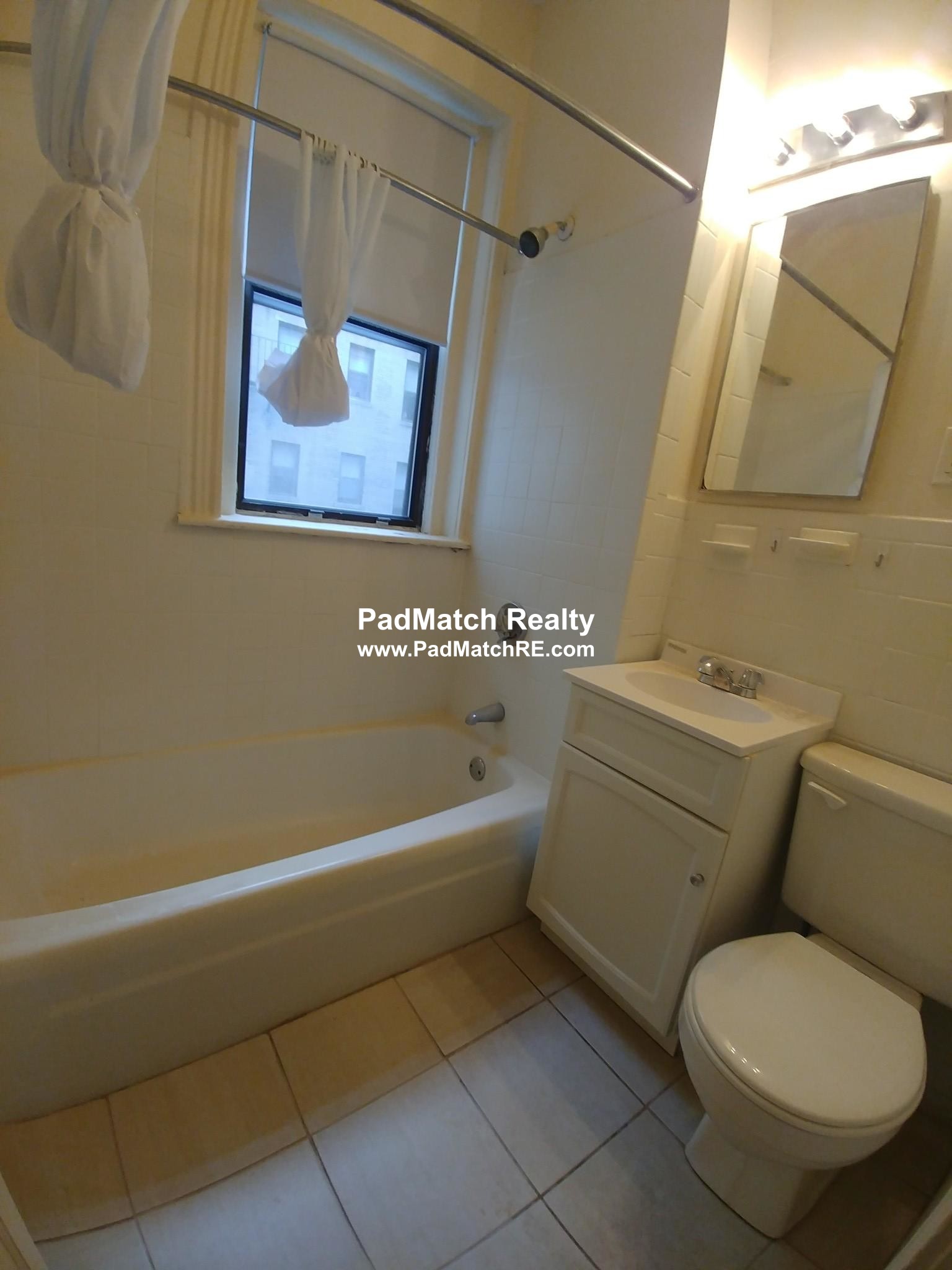 1152 Commonwealth Ave, Fenway