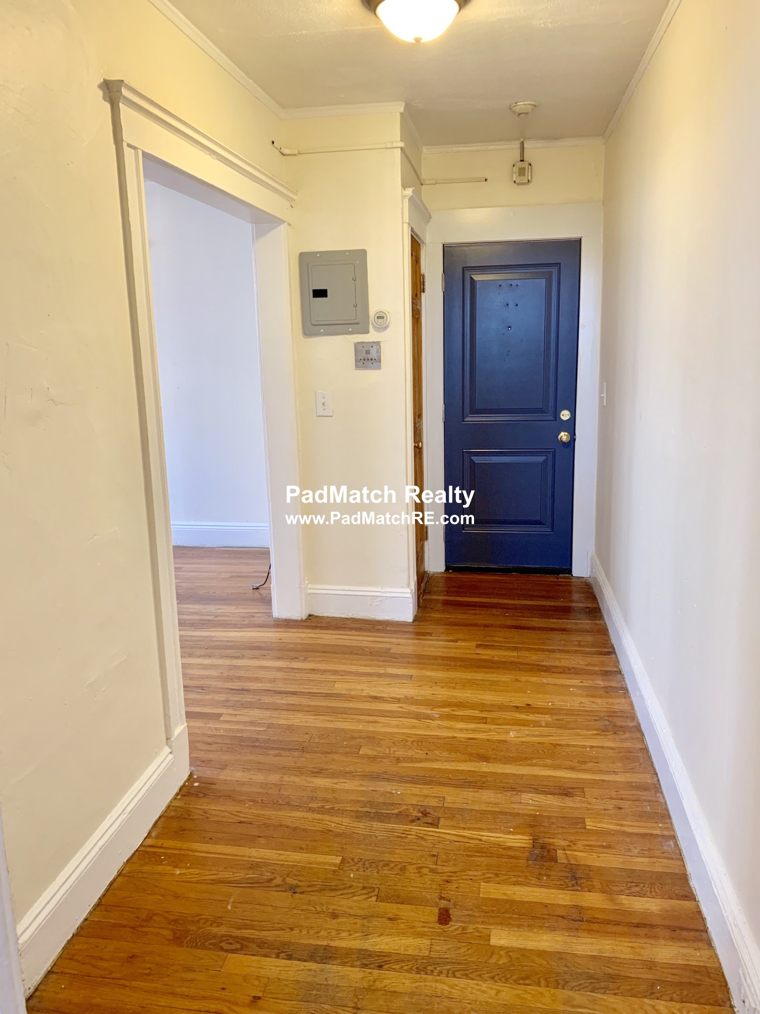 2.5 bed, 1 bath apartment for rent at 244 Kelton St Unit 17, Allston — photo 5 of 16