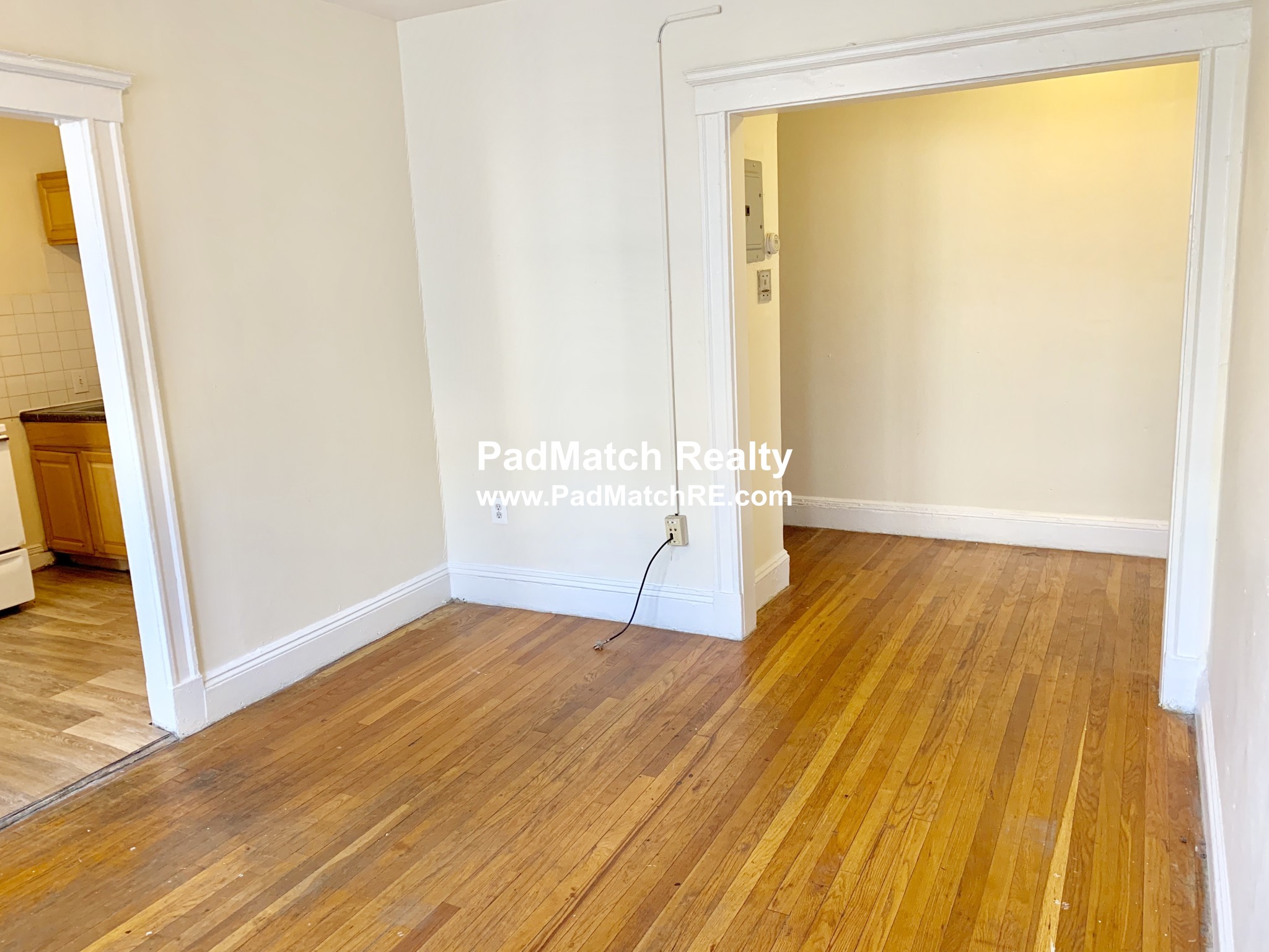 2.5 bed, 1 bath apartment for rent at 244 Kelton St Unit 17, Allston — photo 2 of 16