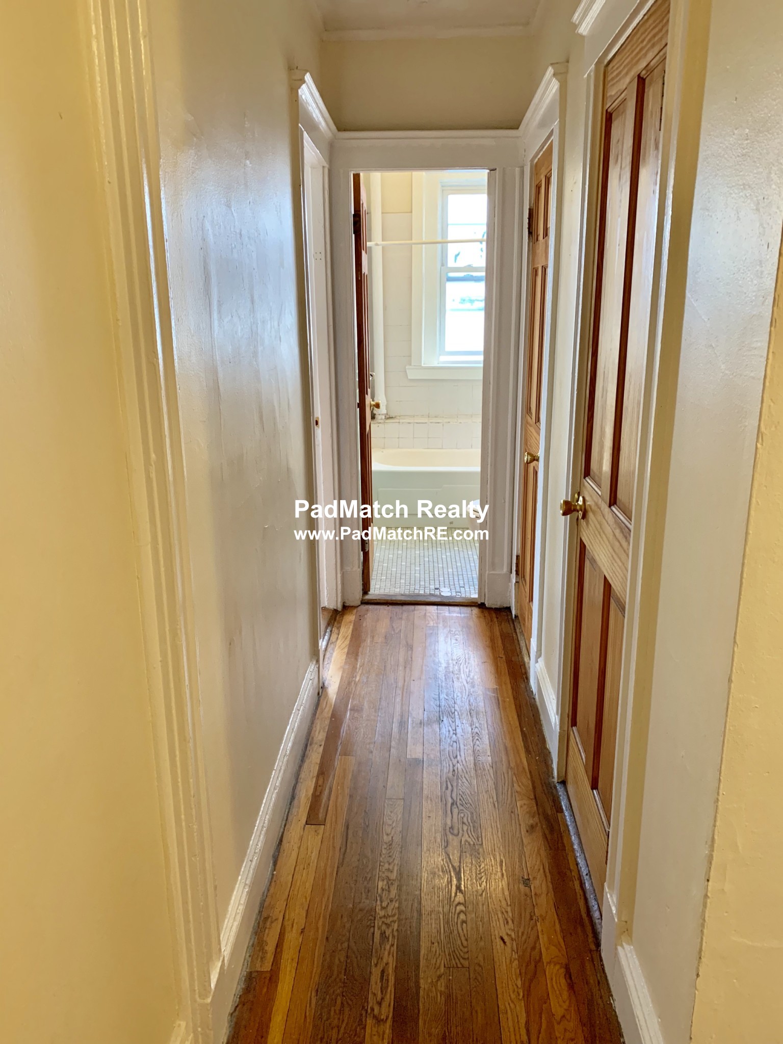 2.5 bed, 1 bath apartment for rent at 244 Kelton St Unit 17, Allston — photo 6 of 16