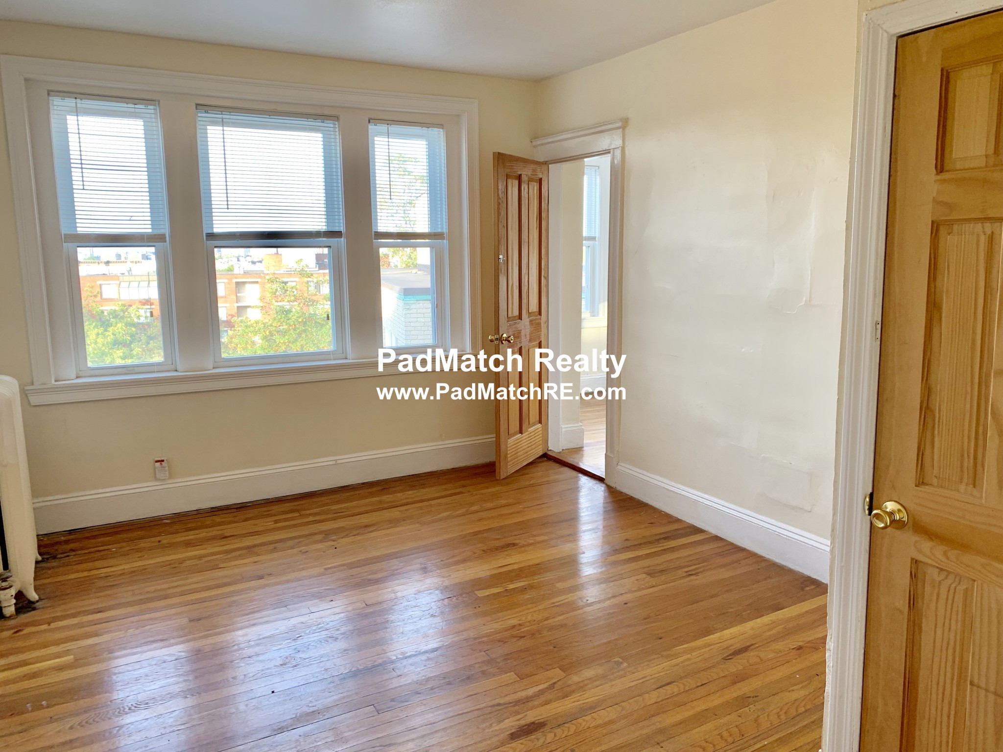 2.5 bed, 1 bath apartment for rent at 244 Kelton St Unit 17, Allston — photo 7 of 16