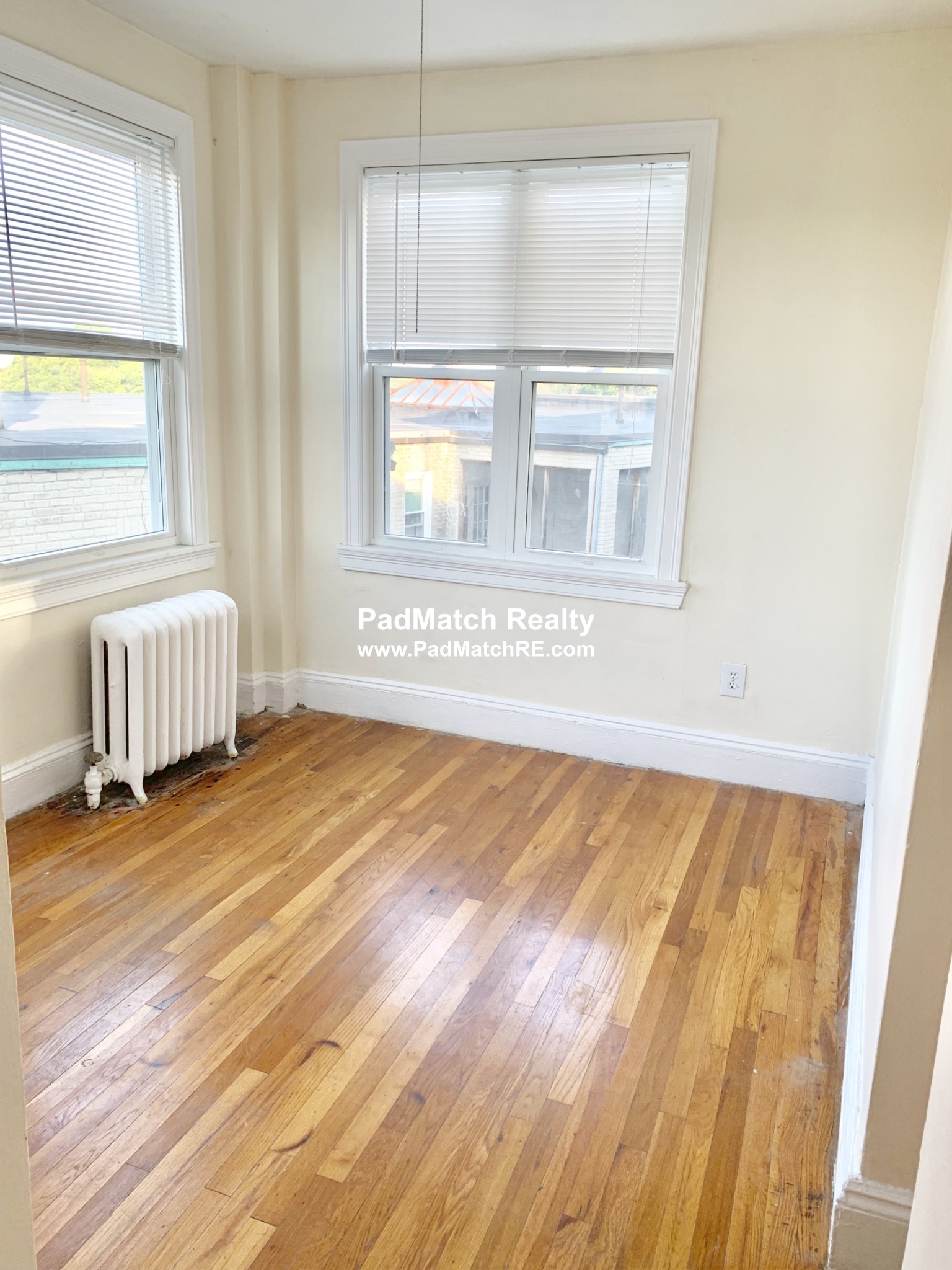 2.5 bed, 1 bath apartment for rent at 244 Kelton St Unit 17, Allston — photo 12 of 16