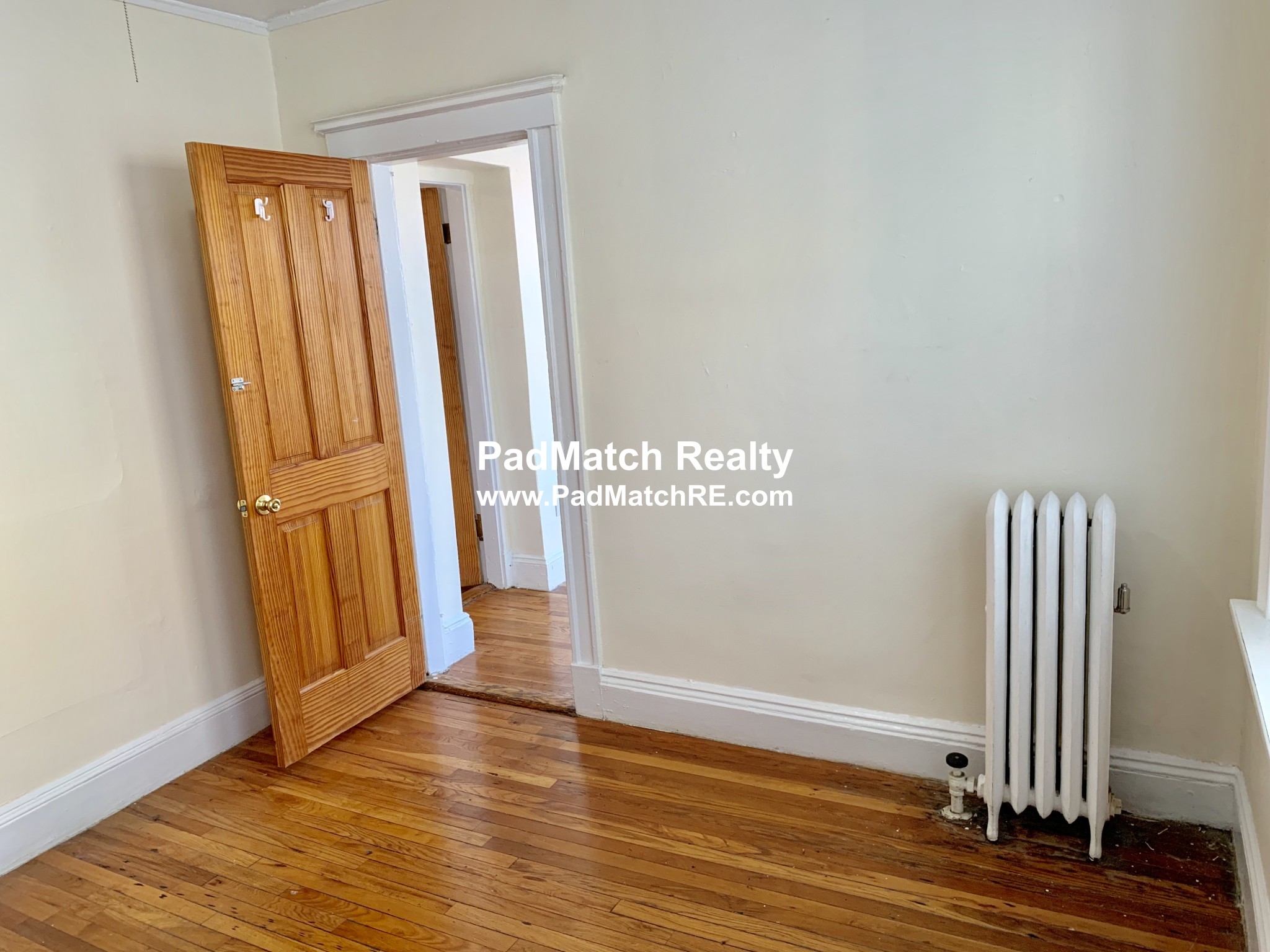2.5 bed, 1 bath apartment for rent at 244 Kelton St Unit 17, Allston — photo 10 of 16