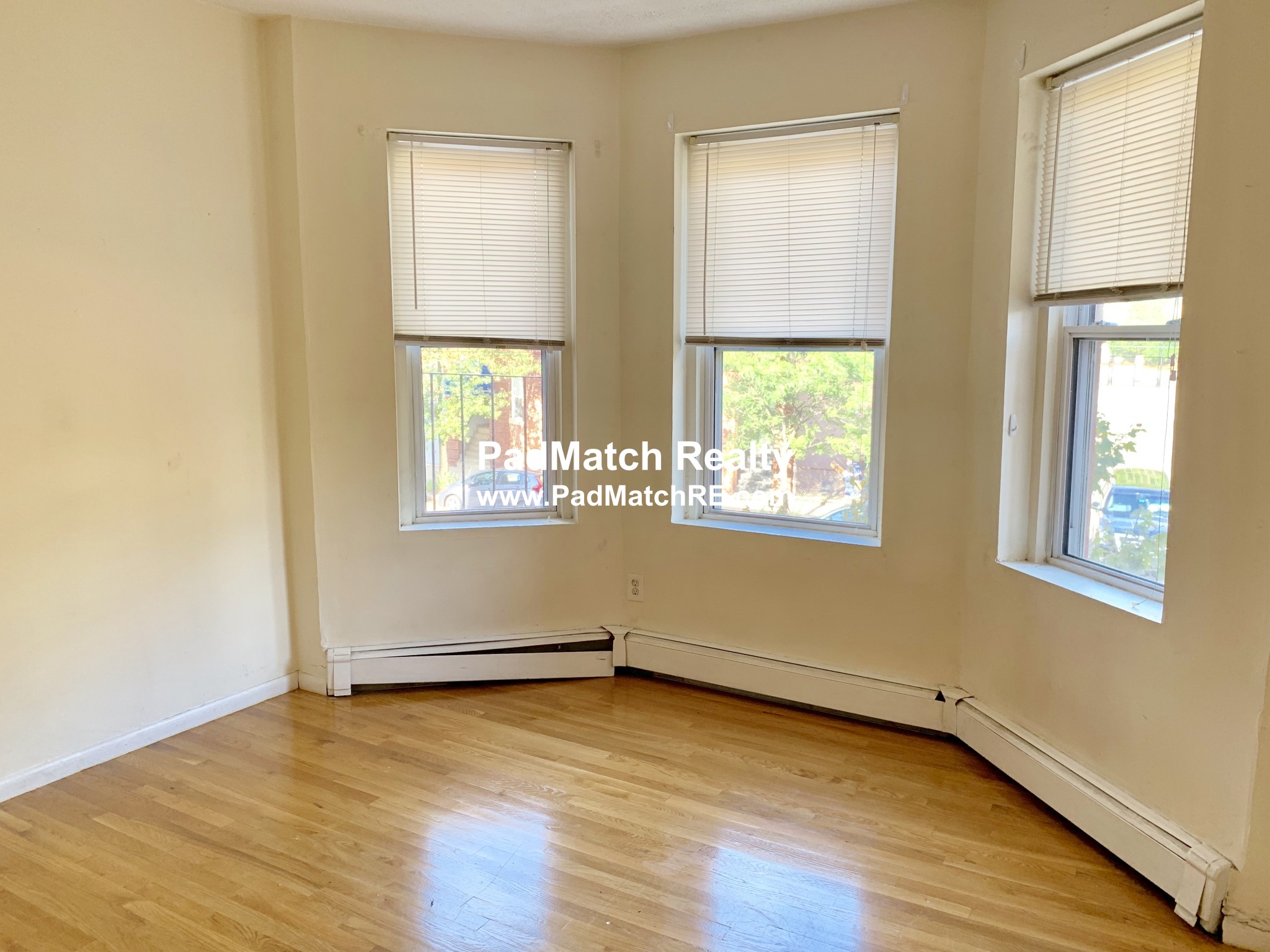 53 Huntington Ave, Jamaica Plain