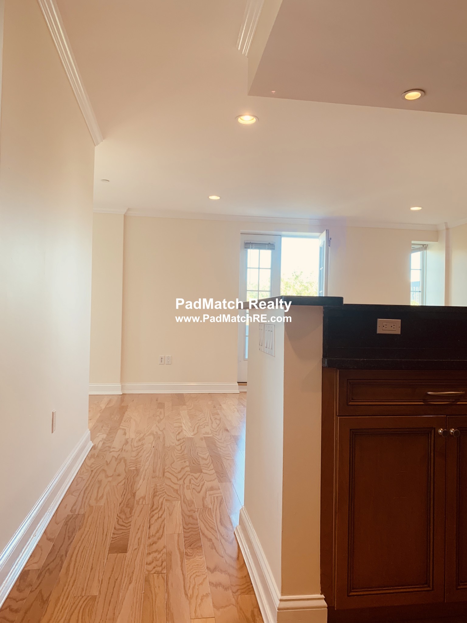 20 Chapel St, Longwood