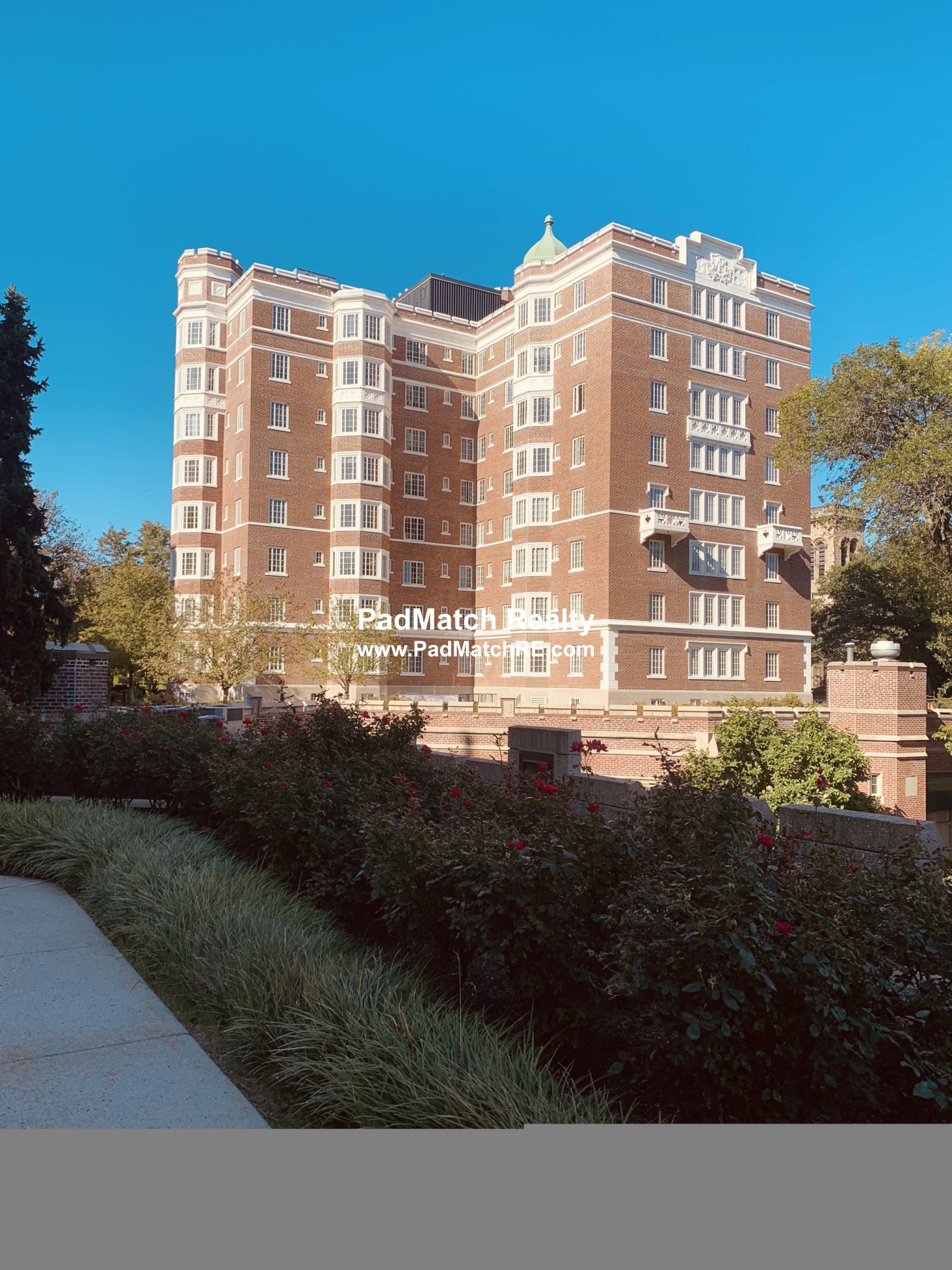 20 Chapel St, Longwood