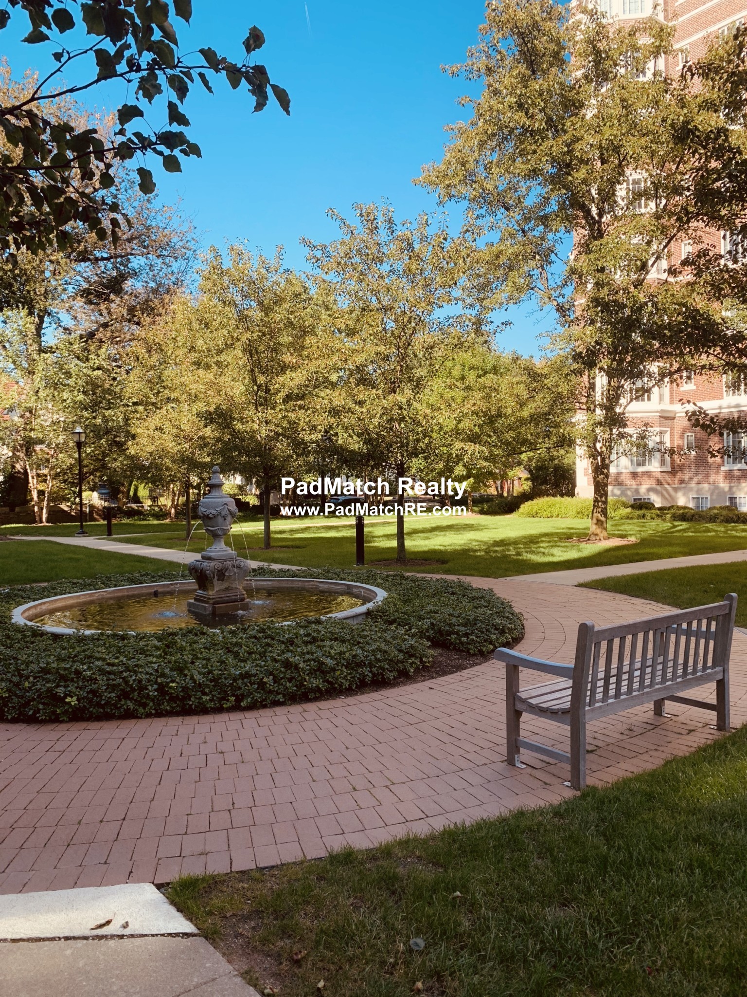 20 Chapel St, Longwood