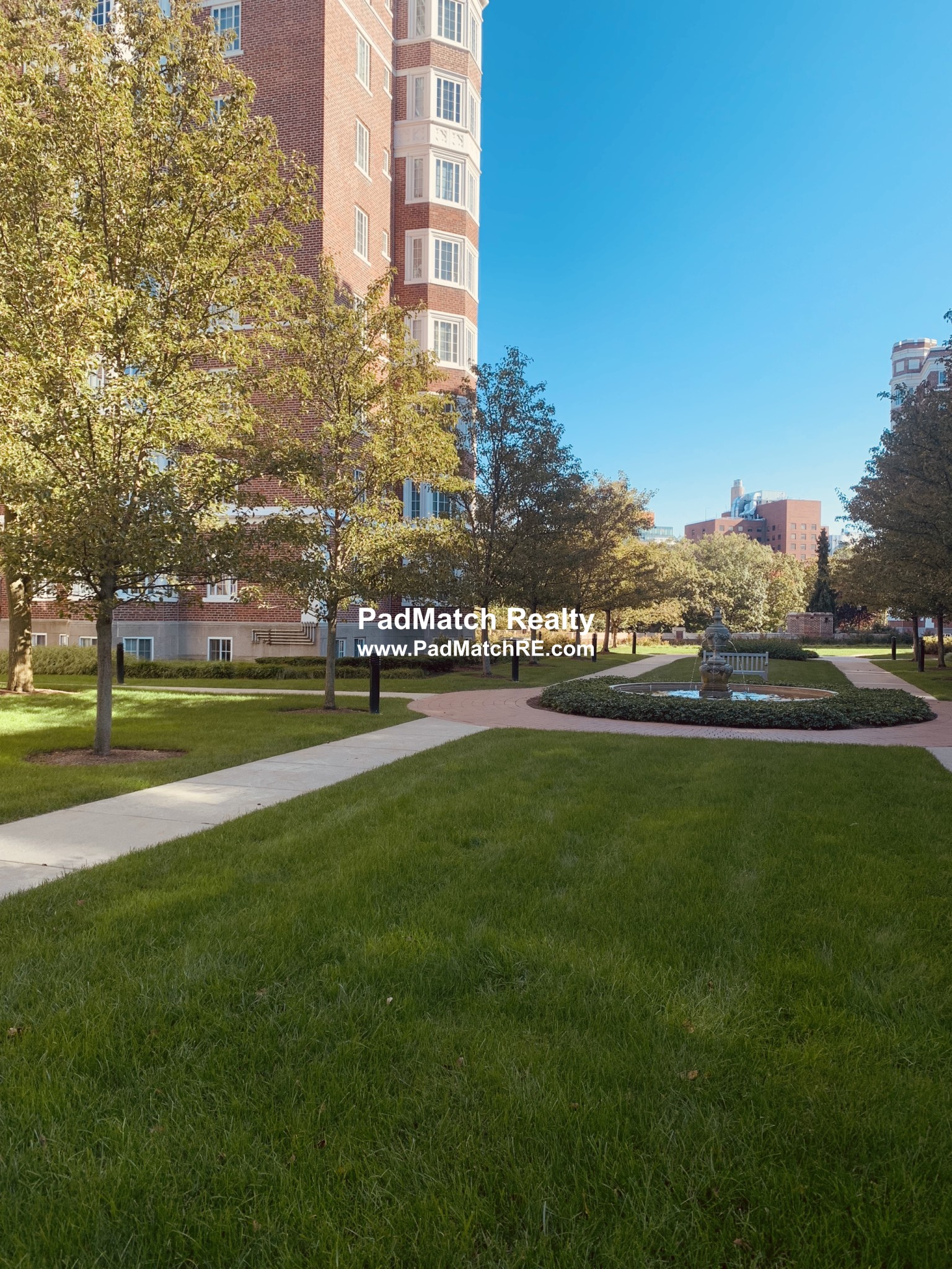 20 Chapel St, Longwood