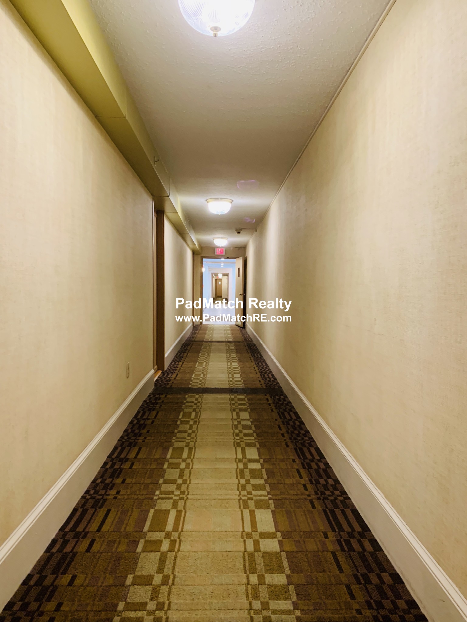 101 Monmouth St, Longwood