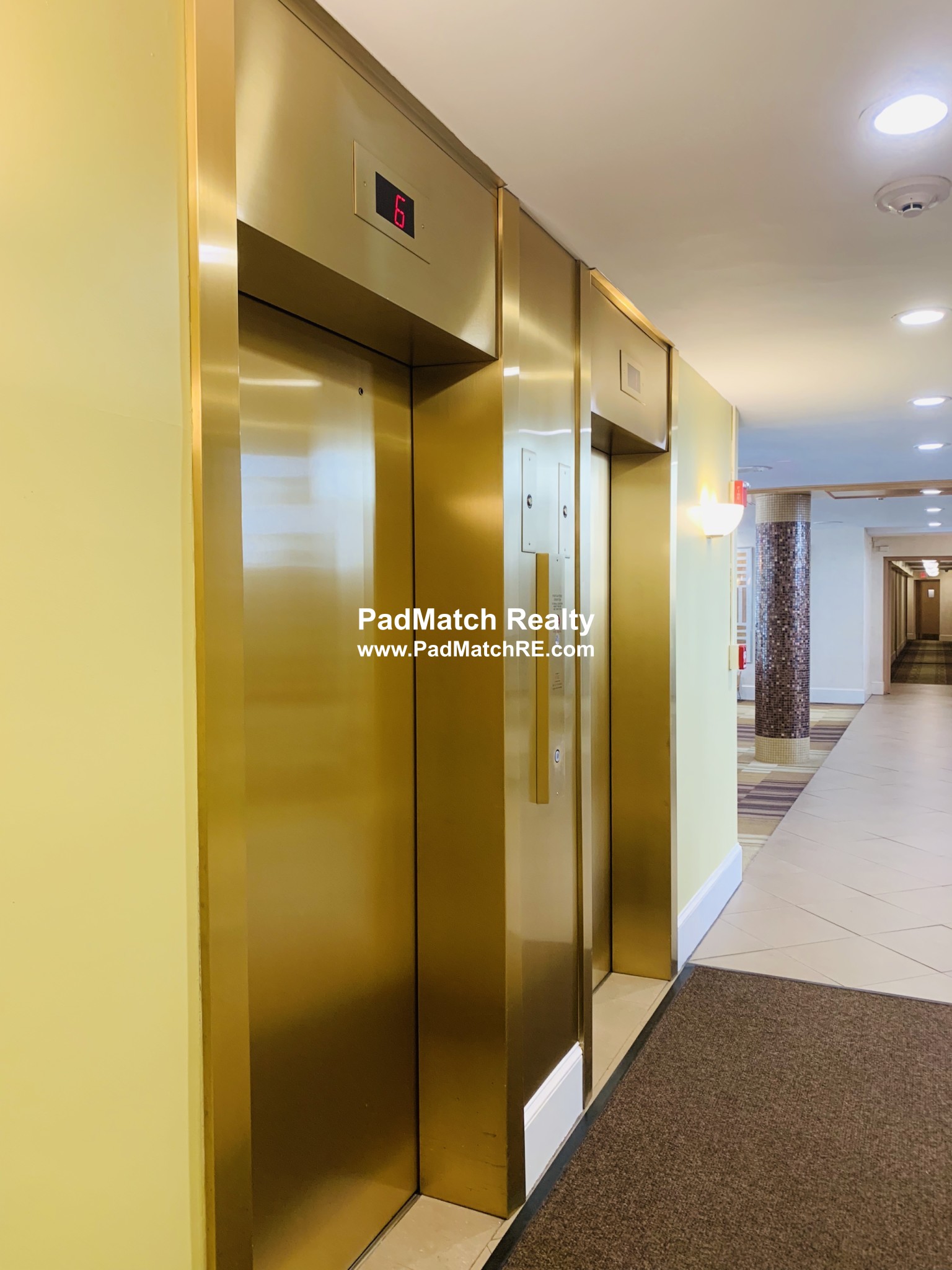 101 Monmouth St, Longwood