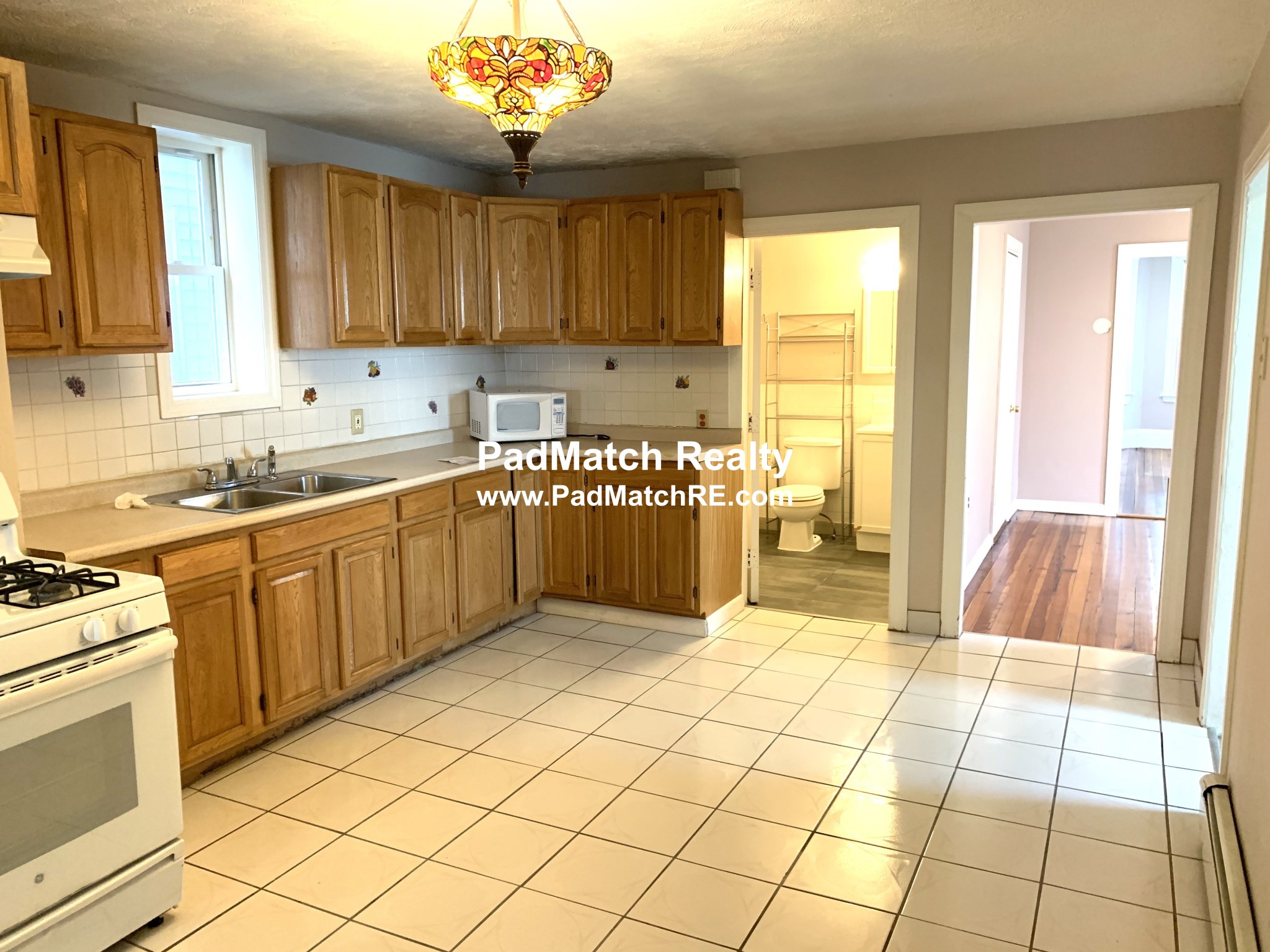 303 Maverick St, East Boston