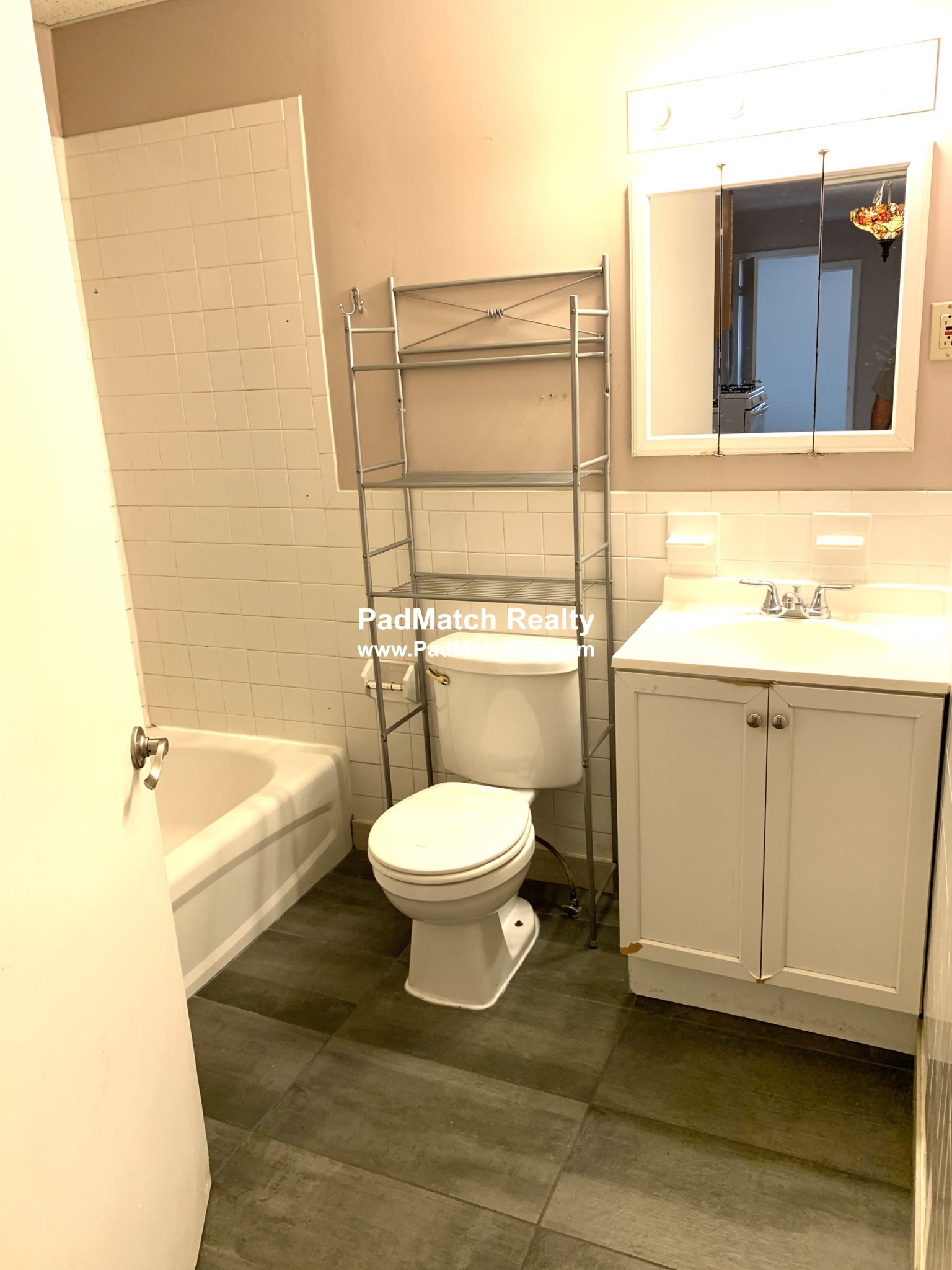 303 Maverick St, East Boston