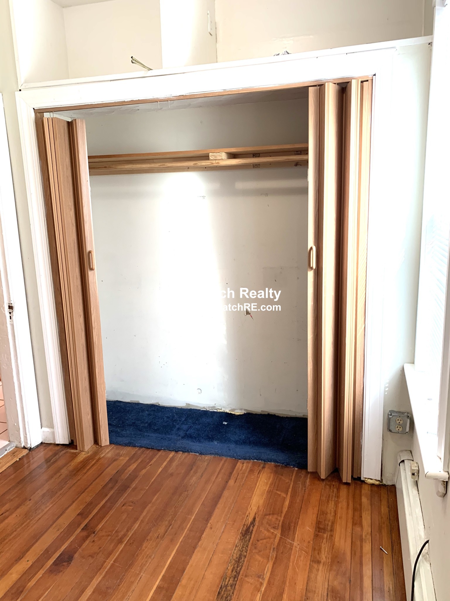 303 Maverick St, East Boston