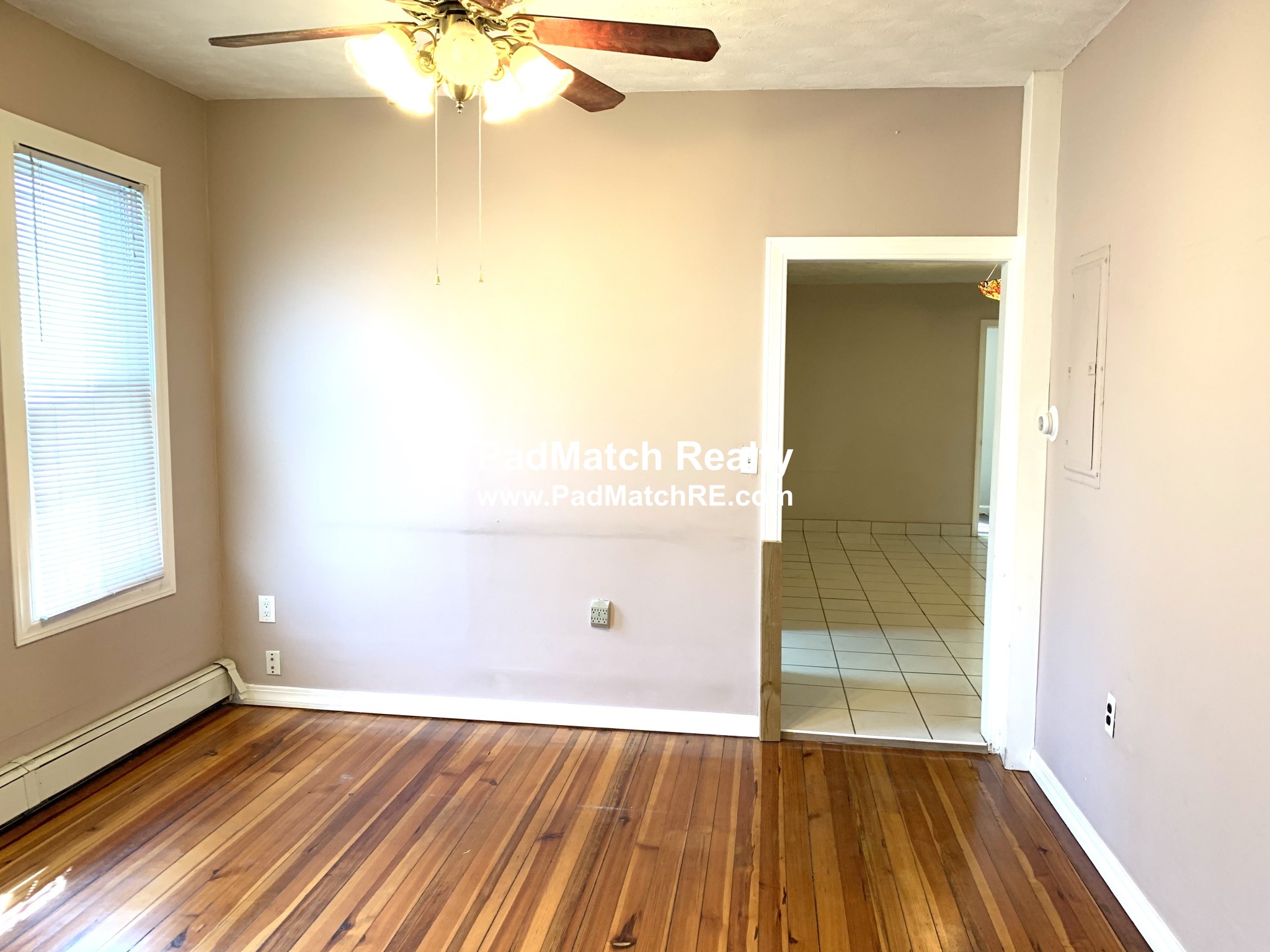 303 Maverick St, East Boston