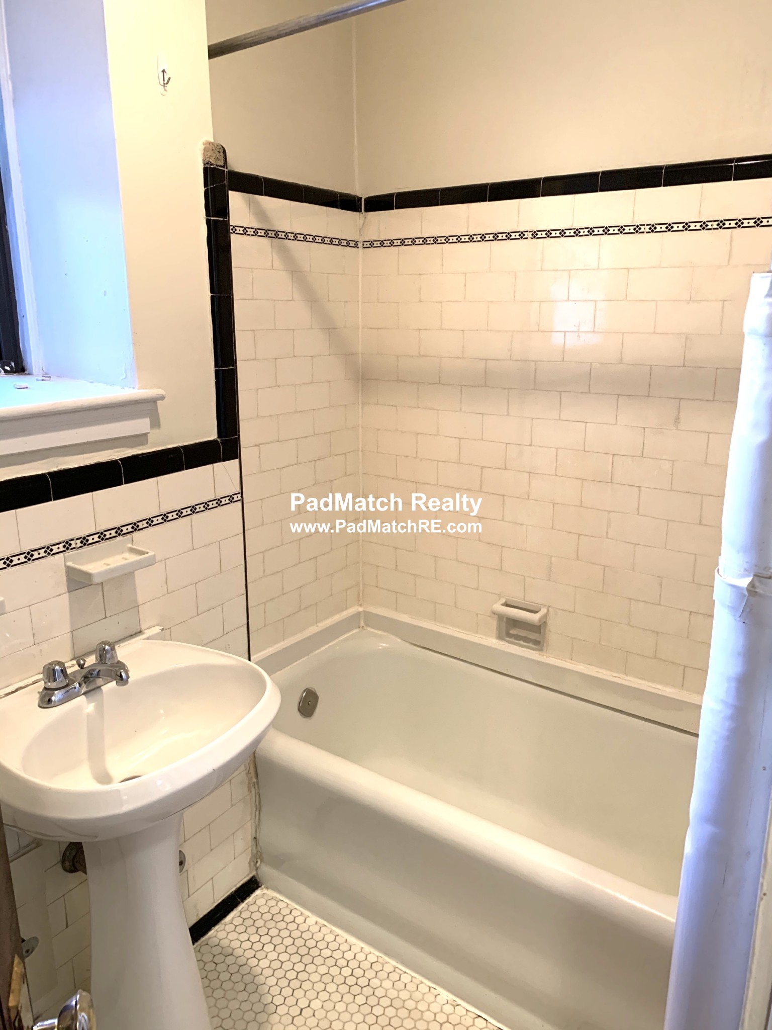 53 Fellsway, Medford