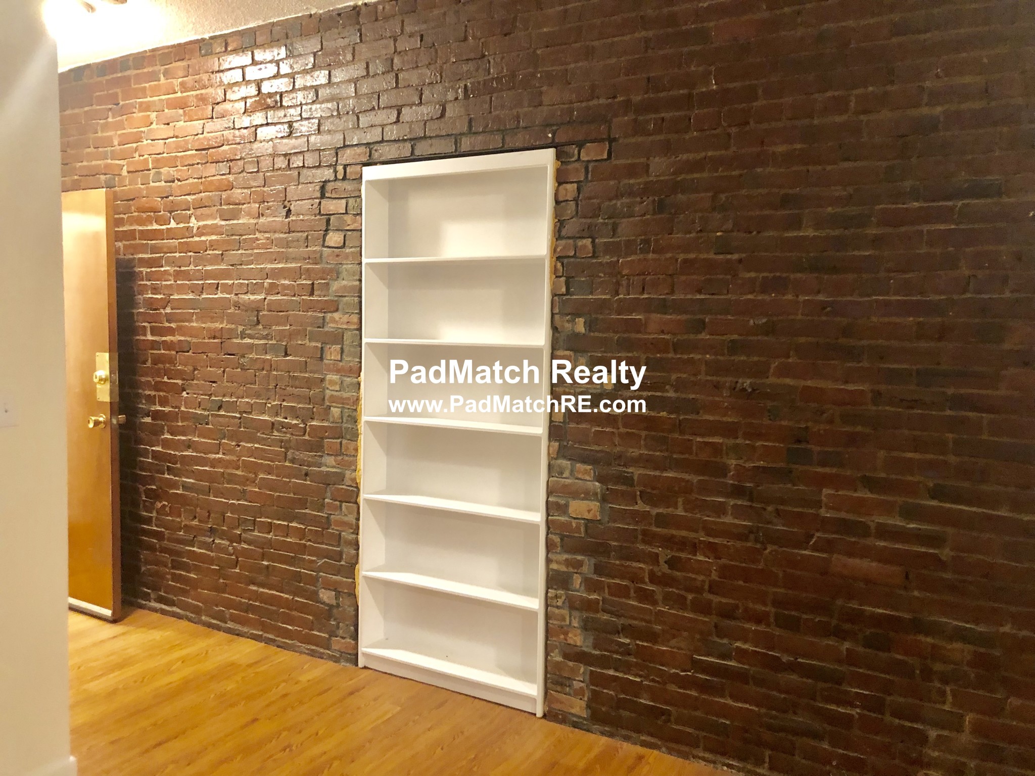 1 bed, 1 bath apartment for rent at 62 South Huntington Ave Unit 3, Jamaica Plain — photo 2 of 8