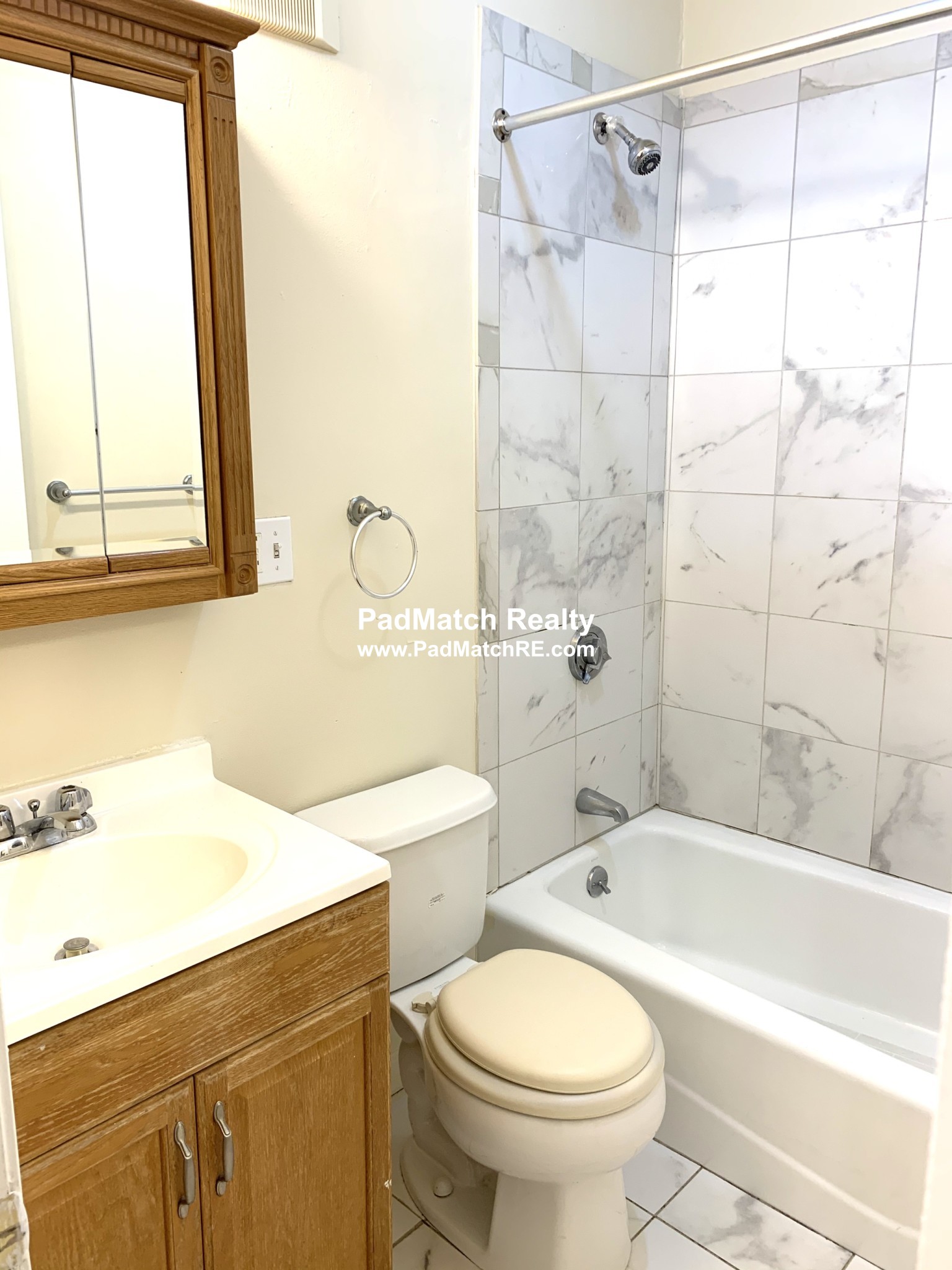 41 Bay State Rd, Fenway