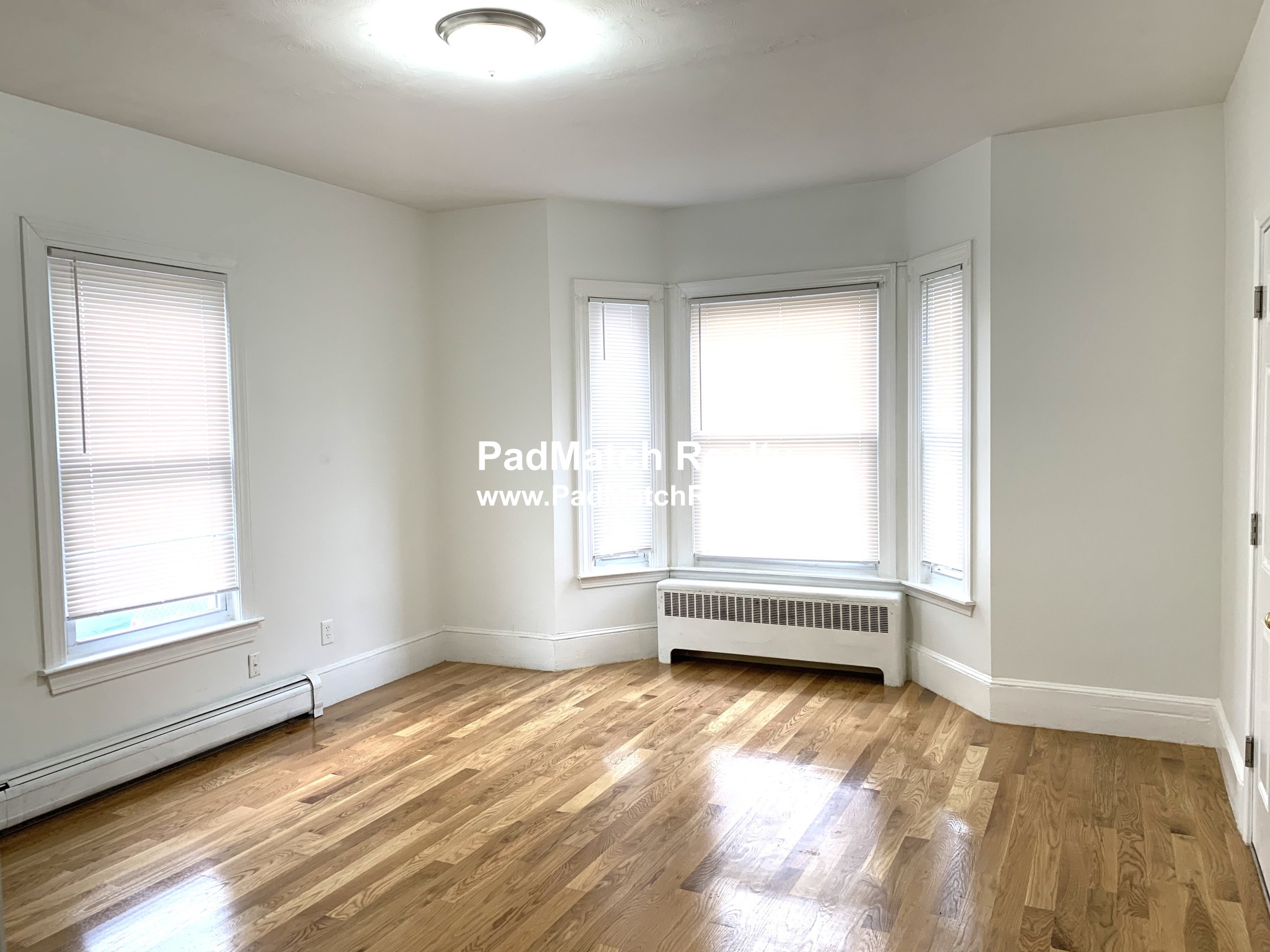 55 Forest Ave, Everett