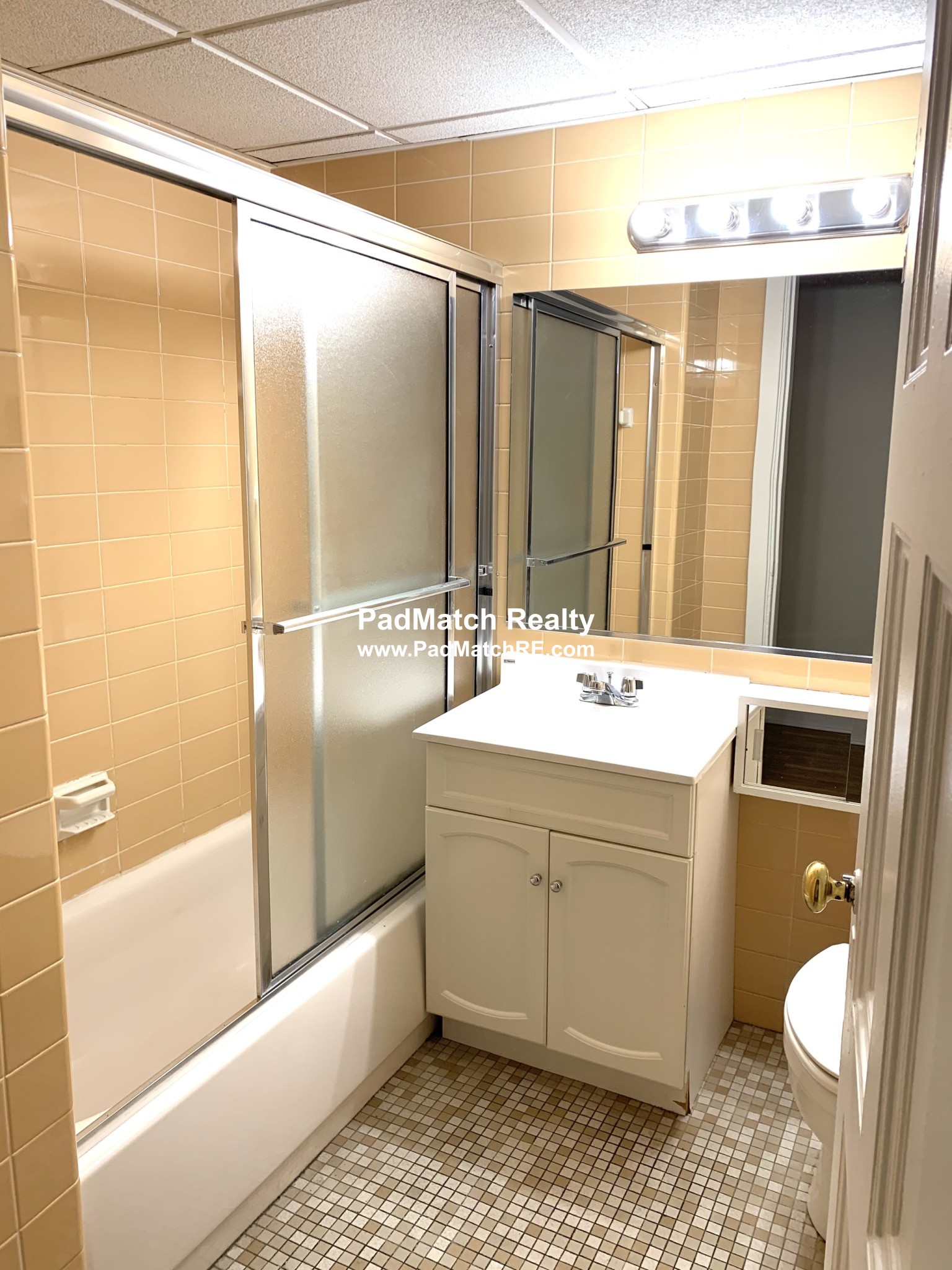 Photo 4 of 62 Boylston St. Unit 419