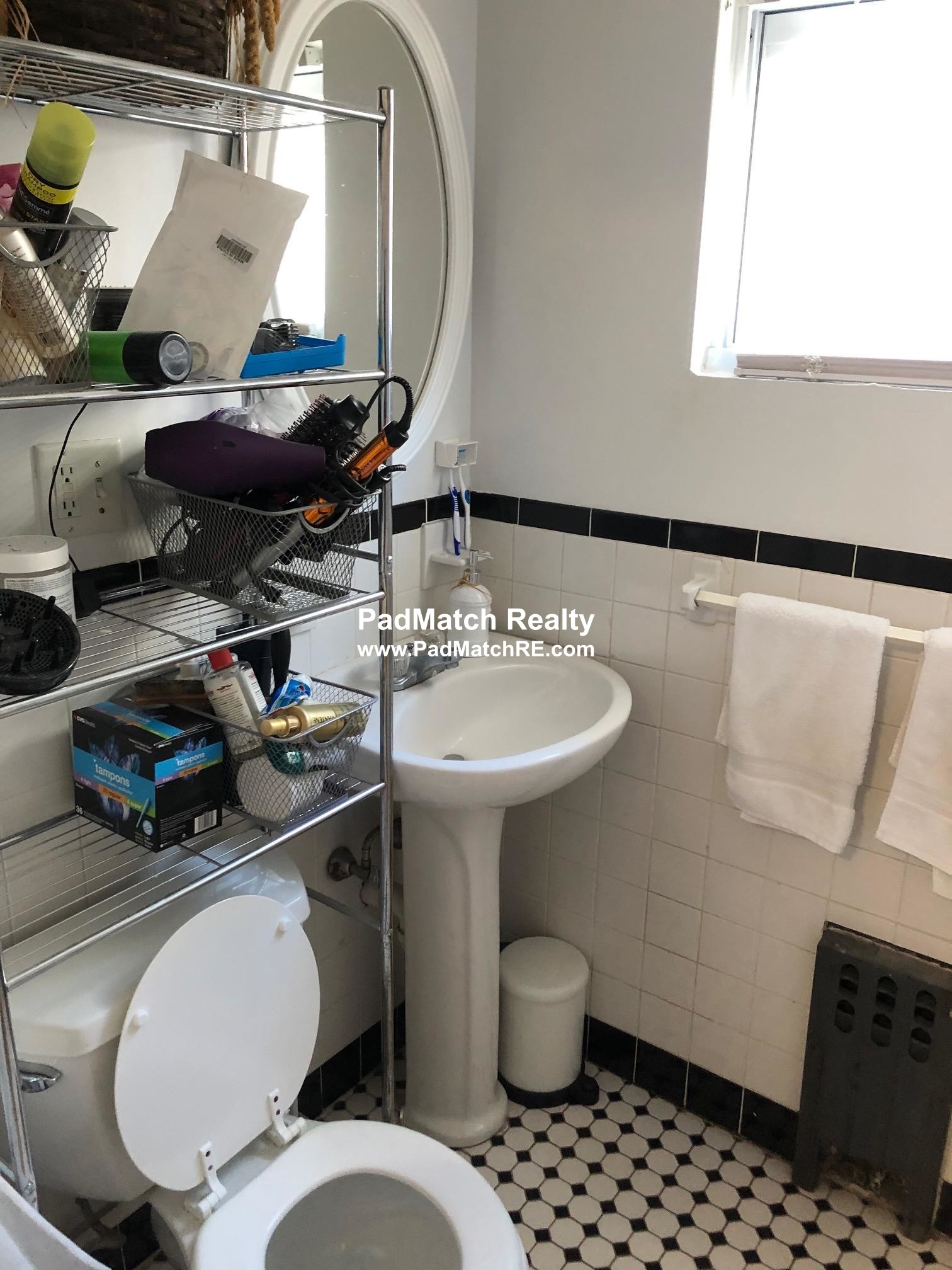 25 Pratt St, Allston