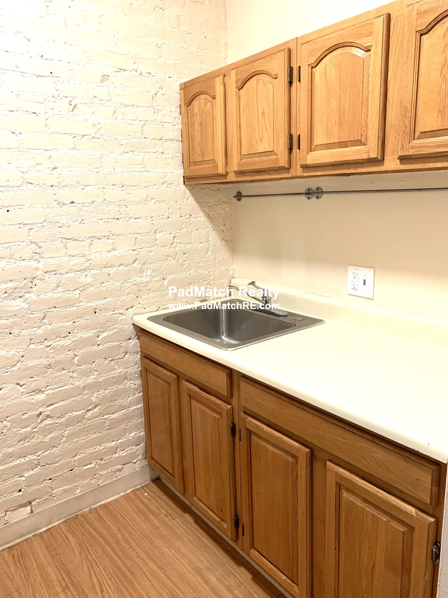 896 Huntington Ave, Mission Hill