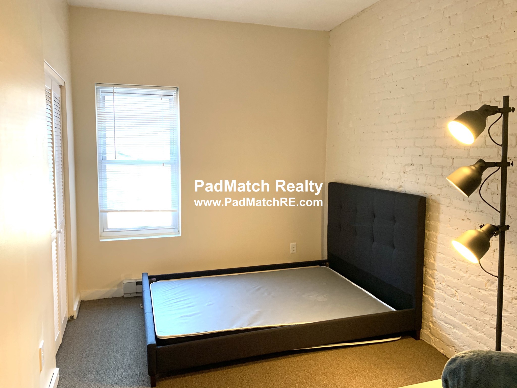 896 Huntington Ave, Mission Hill