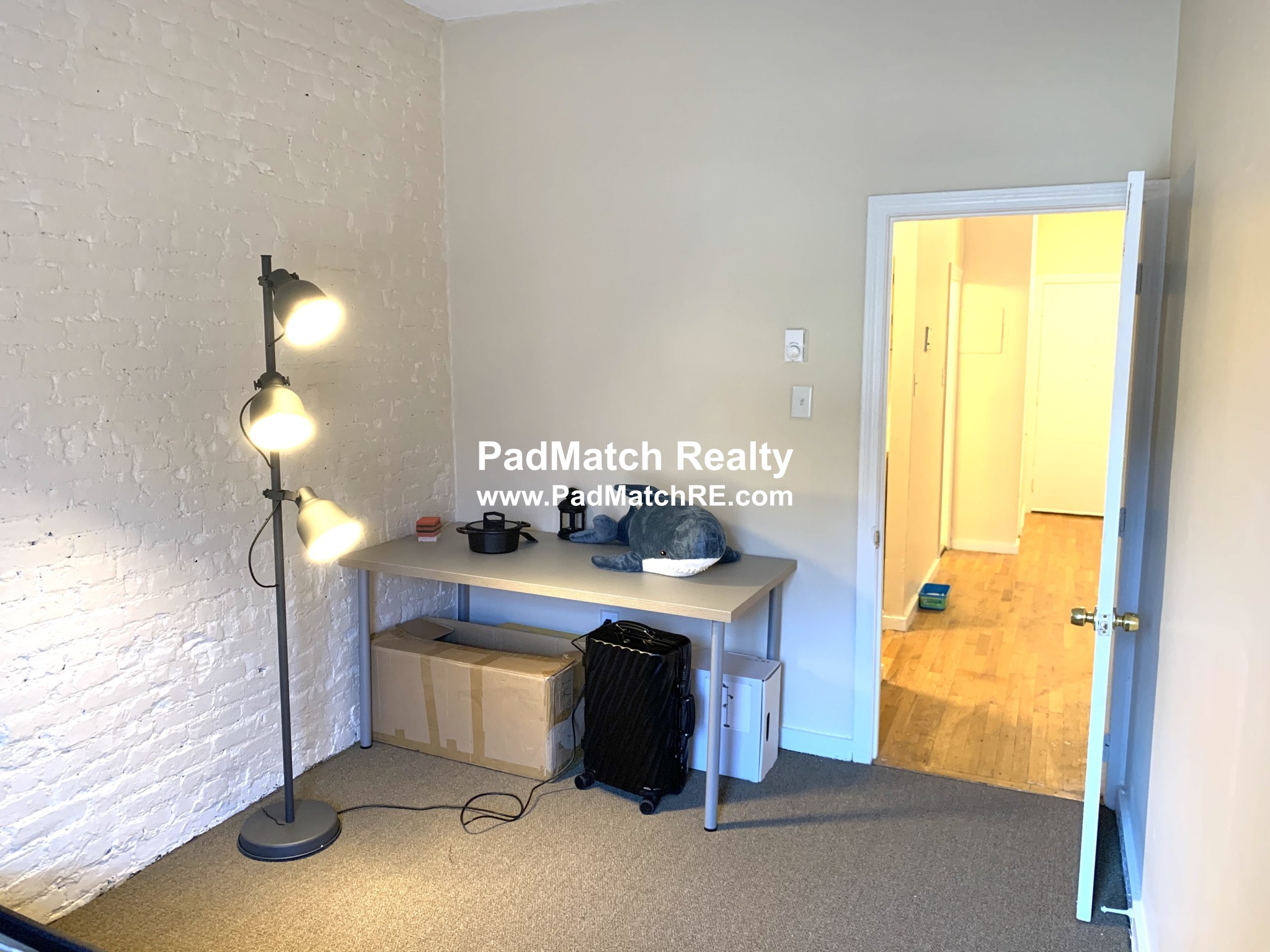 896 Huntington Ave, Mission Hill