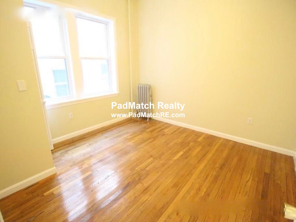 1185 Commonwealth Ave, Allston