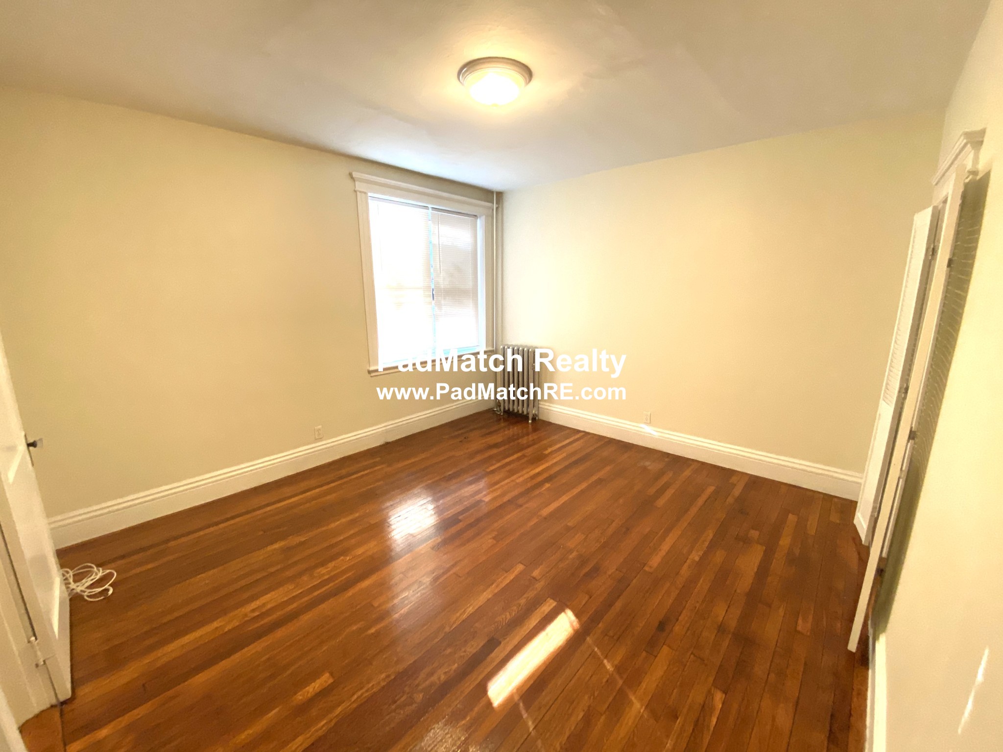 1.5 Beds, 1 Bath apartment in Brookline for $3,100