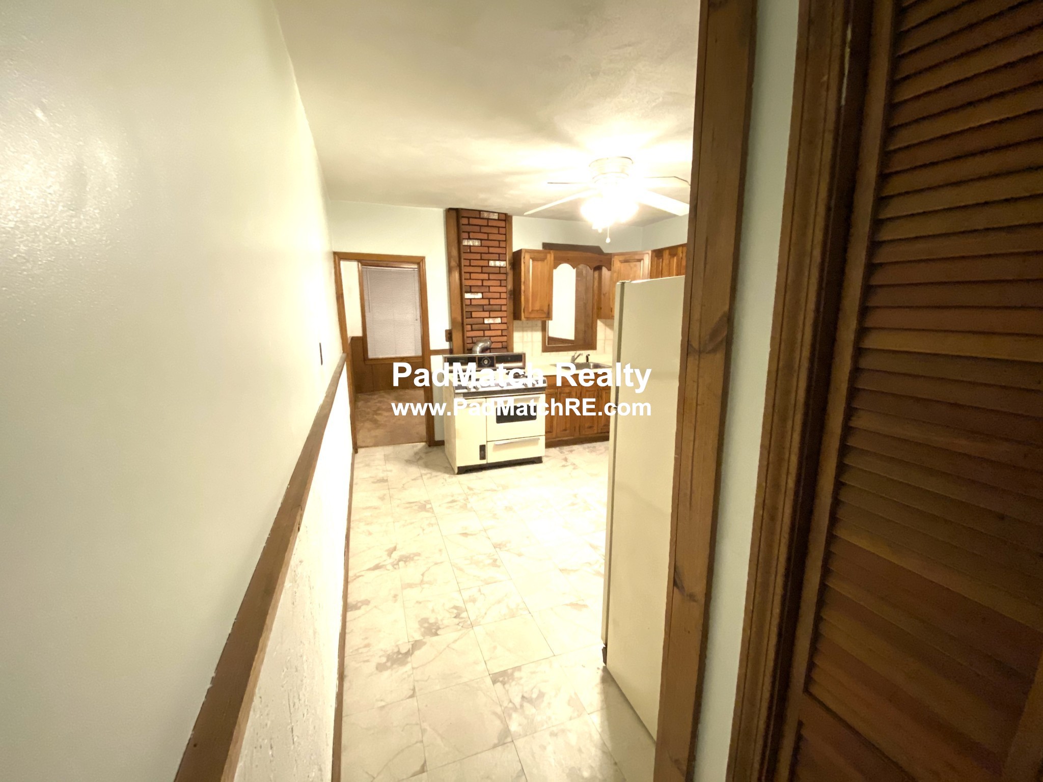 4 Garden Court St, North End