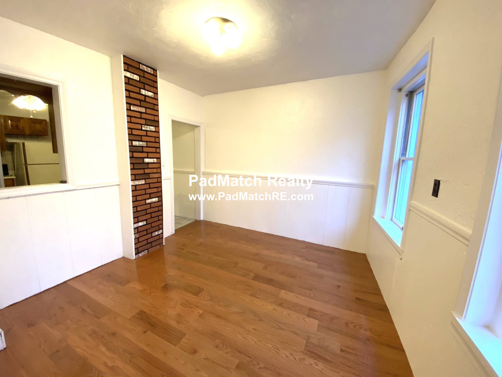 4 Garden Court St, North End