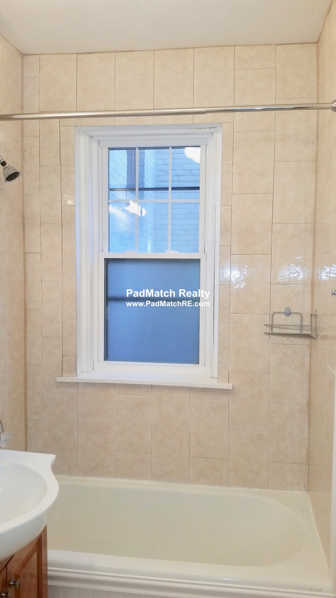 2003 Commonwealth Ave, Brighton